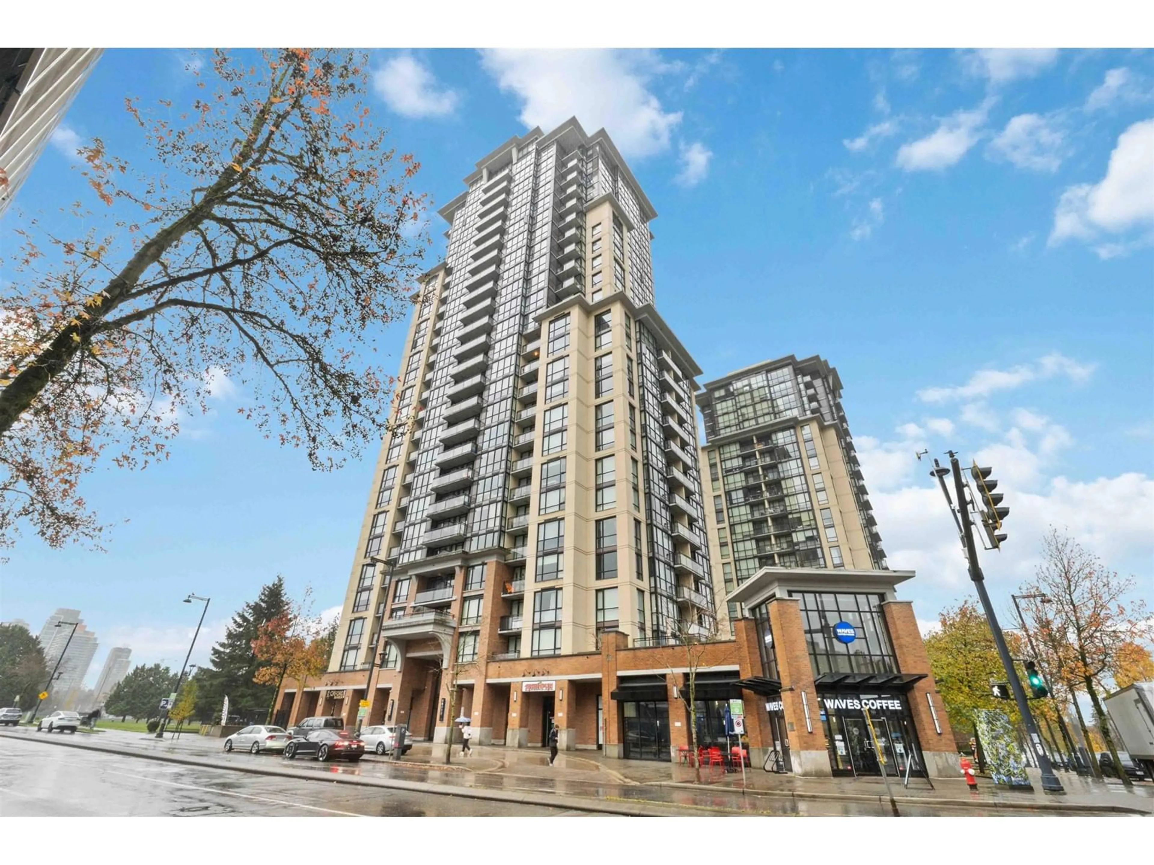 A pic from exterior of the house or condo for 2110 10777 UNIVERSITY DRIVE, Surrey British Columbia V3T0E6