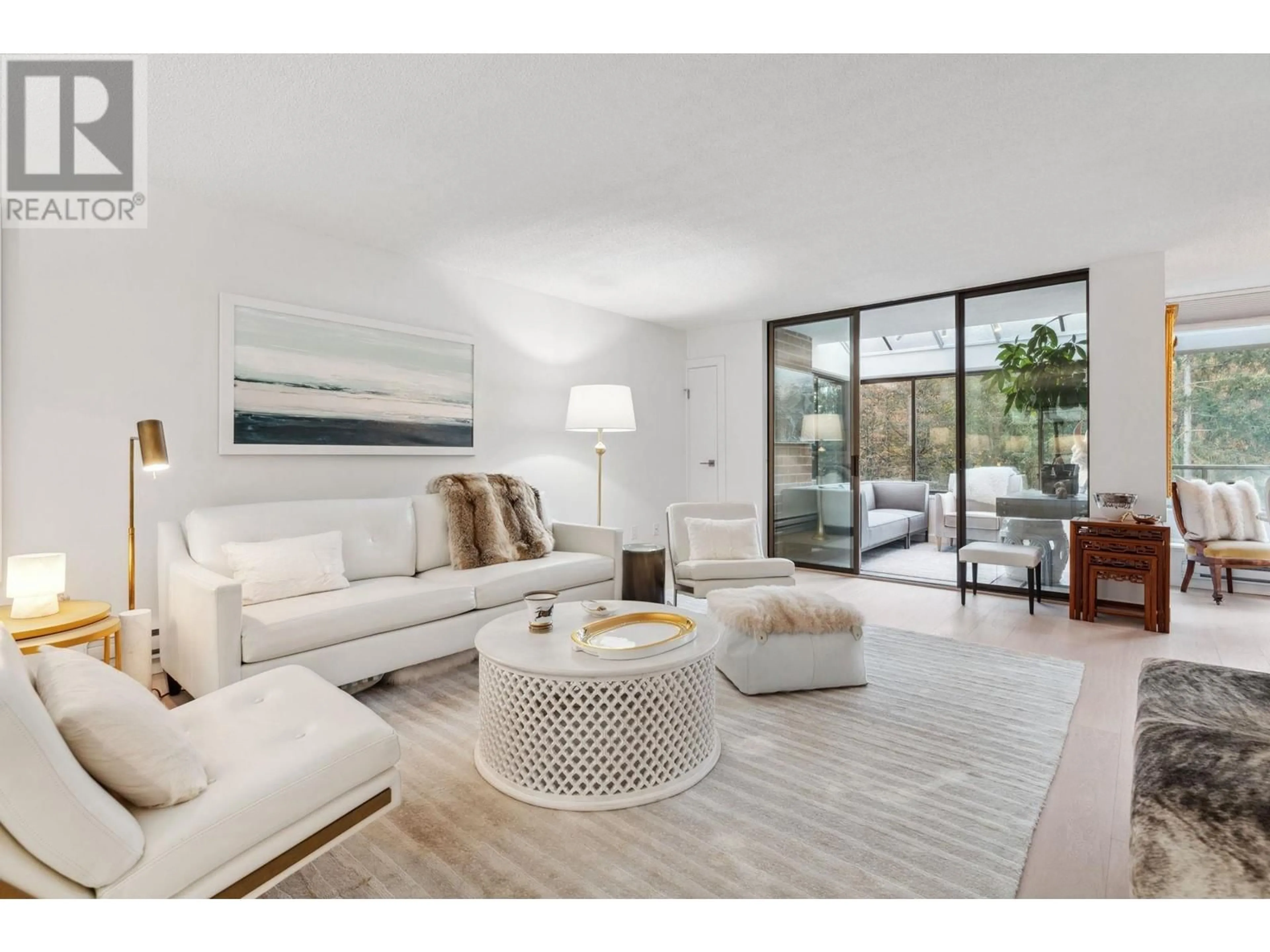 Living room, wood floors for 607 4101 YEW STREET, Vancouver British Columbia V6L3B7