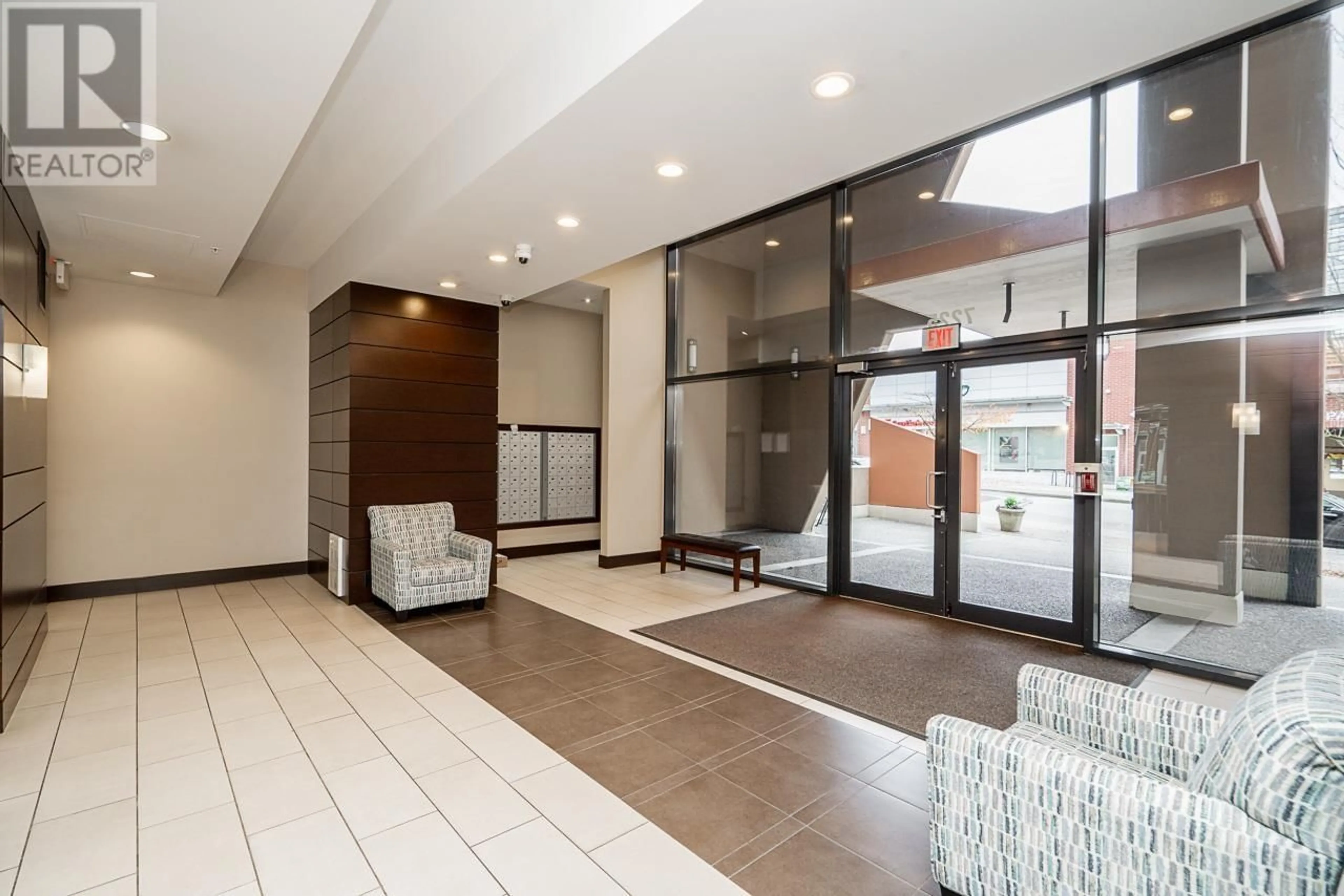 Indoor lobby, ceramic floors for 1105 7225 ACORN AVENUE, Burnaby British Columbia V5E0A9