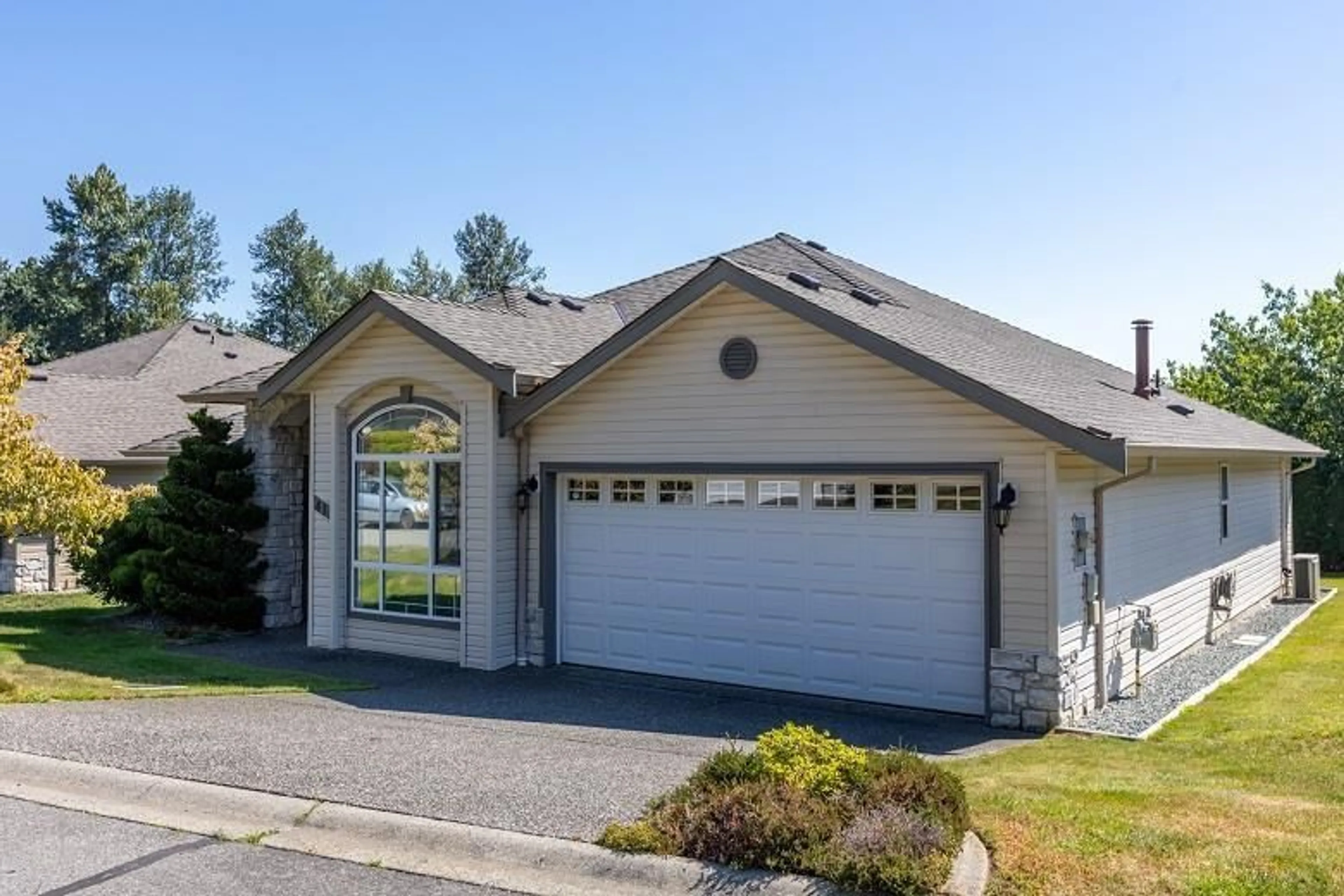 Frontside or backside of a home, cottage for 41 32250 DOWNES ROAD, Abbotsford British Columbia V4X2R1