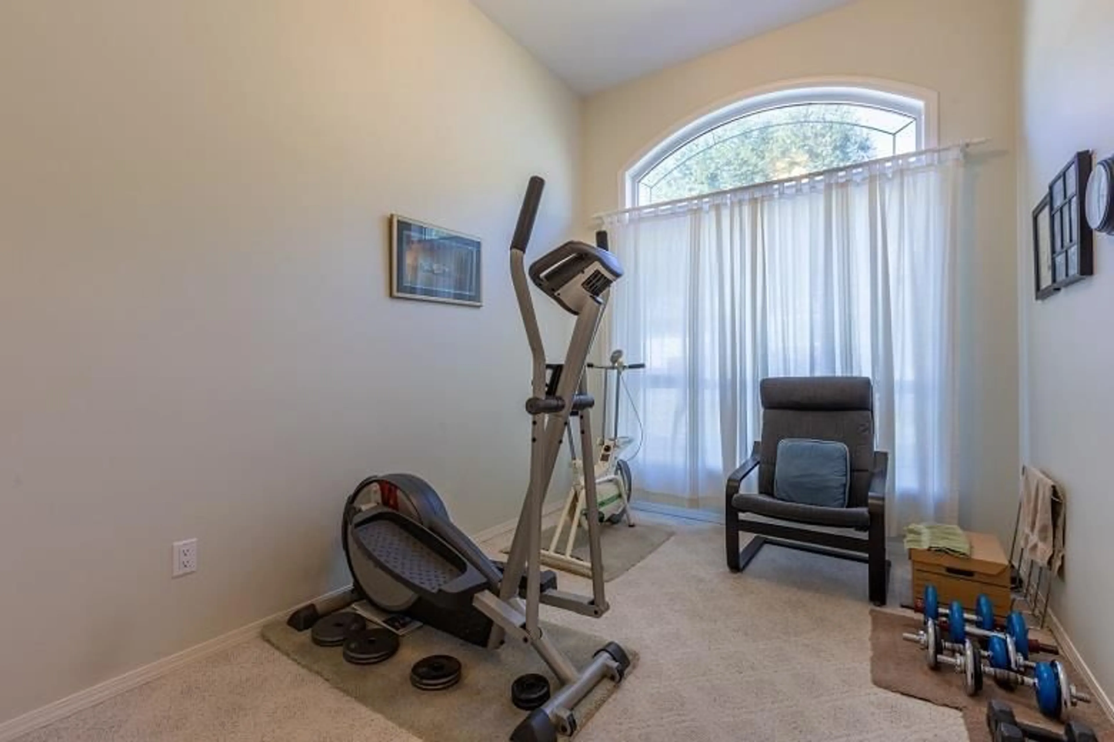 Gym or fitness room, carpet floors for 41 32250 DOWNES ROAD, Abbotsford British Columbia V4X2R1