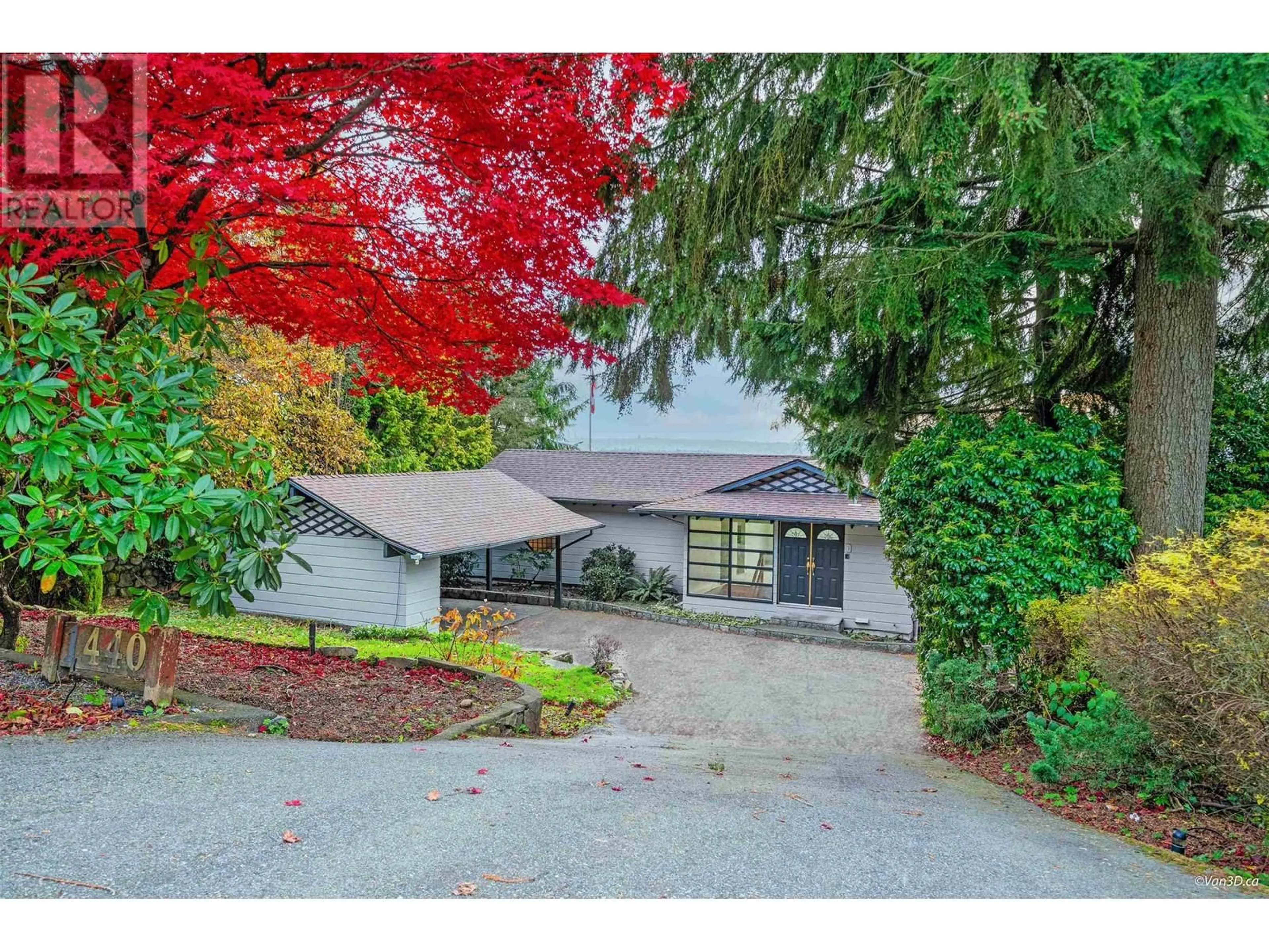 Frontside or backside of a home, the street view for 1440 TYROL ROAD, West Vancouver British Columbia V7S2L6