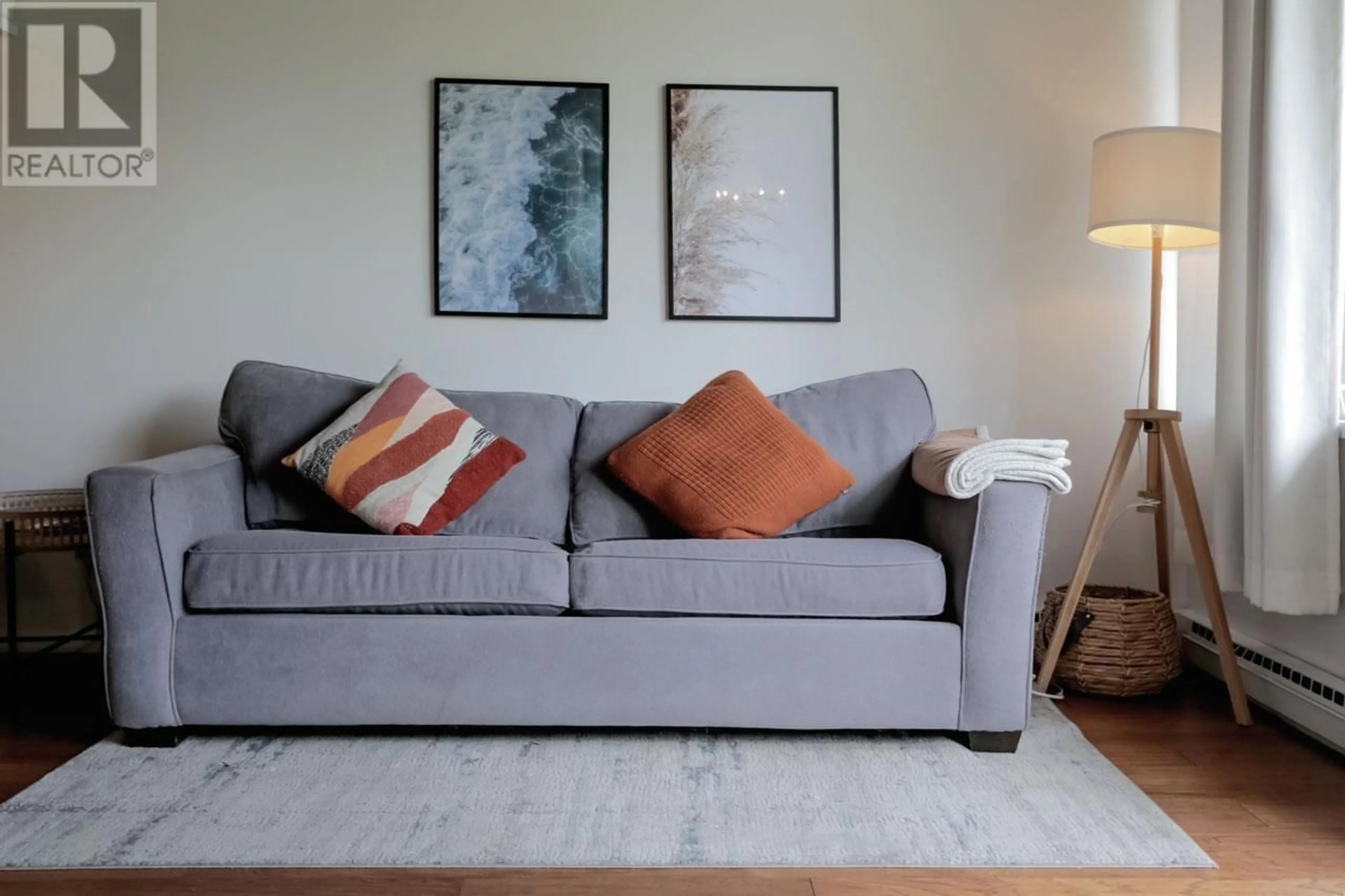 Living room, carpet floors for 404 1100 HARWOOD STREET, Vancouver British Columbia V6E1R7