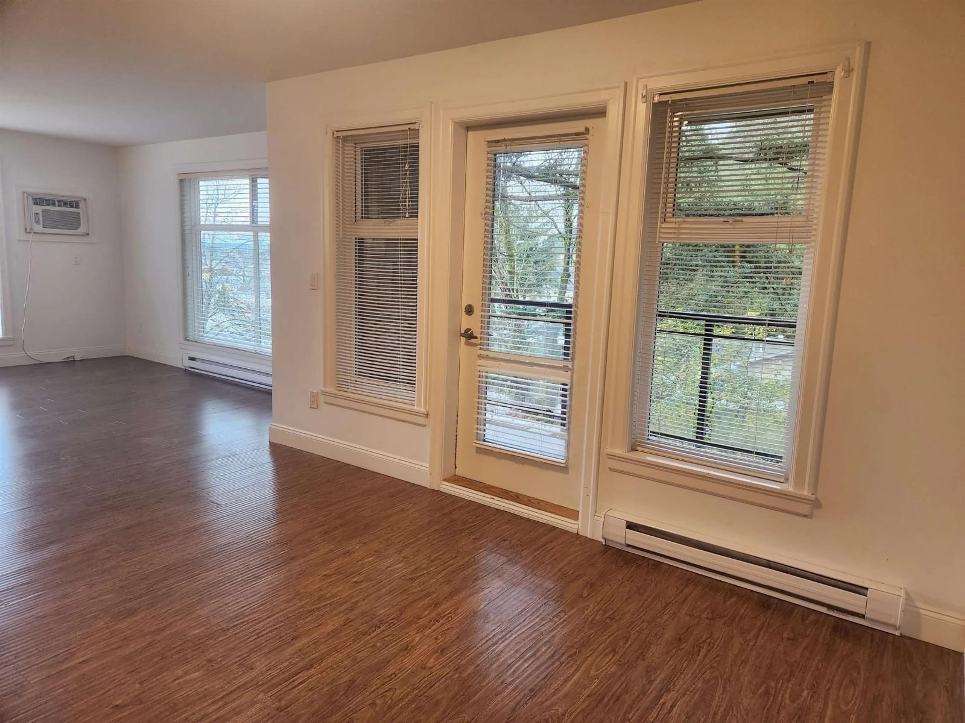 A pic of a room, wood floors for 304 45640 ALMA AVENUE|Vedder Crossing, Chilliwack British Columbia V2R0P8