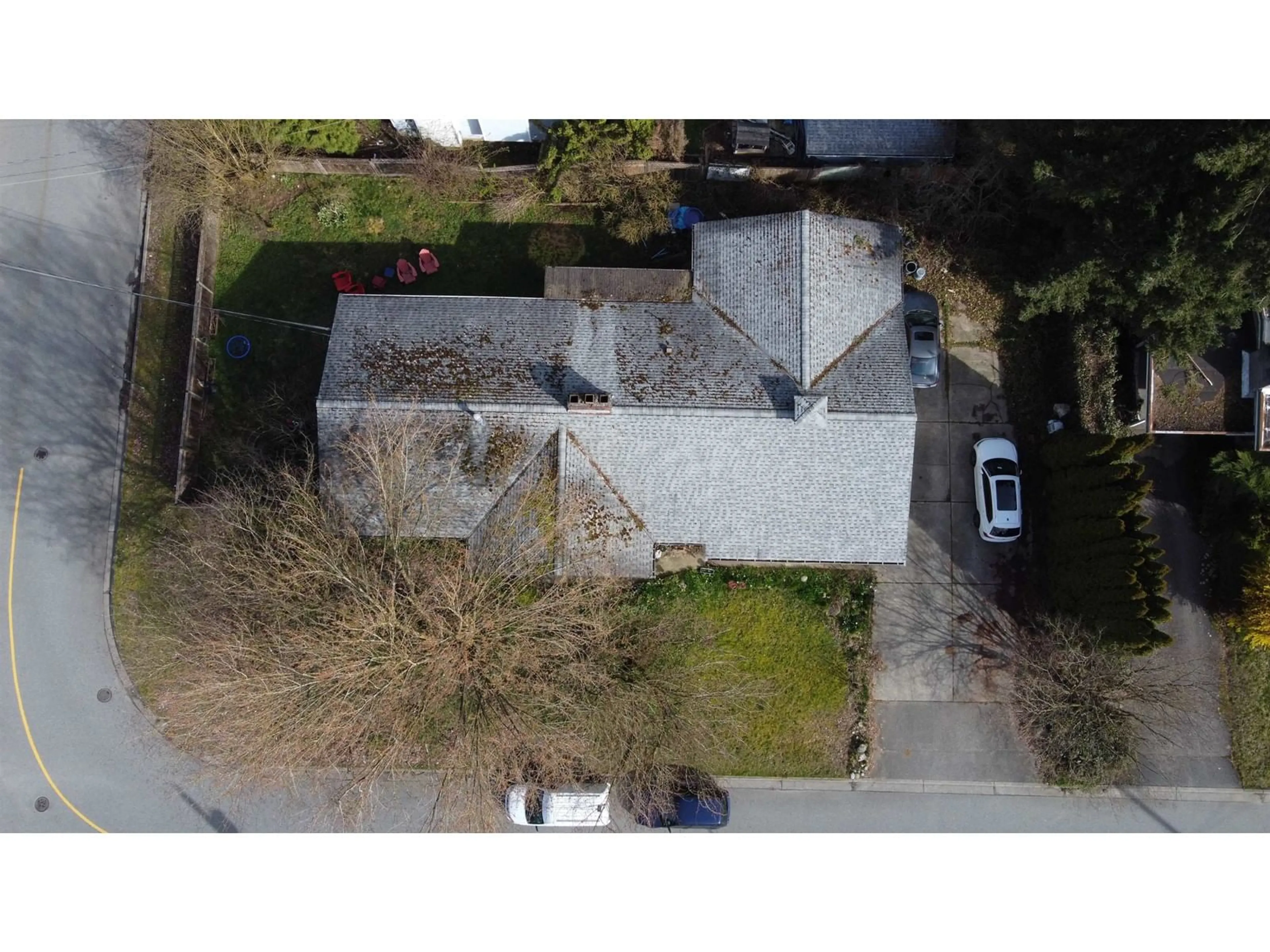 Frontside or backside of a home, the street view for 32365 DIAMOND CRESCENT, Abbotsford British Columbia V2T2L8