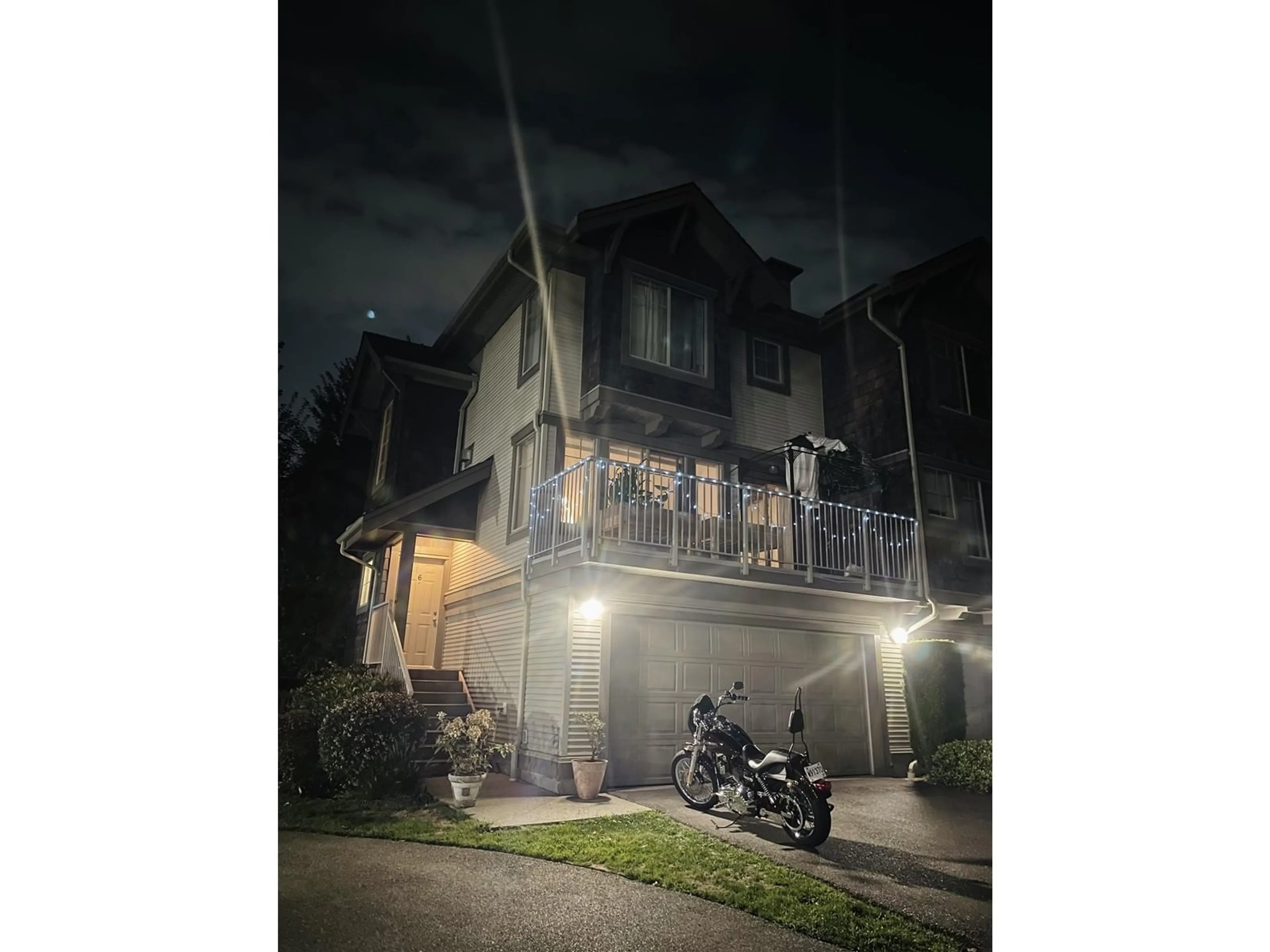 Frontside or backside of a home, the street view for 6 20761 DUNCAN WAY, Langley British Columbia V3A9L4