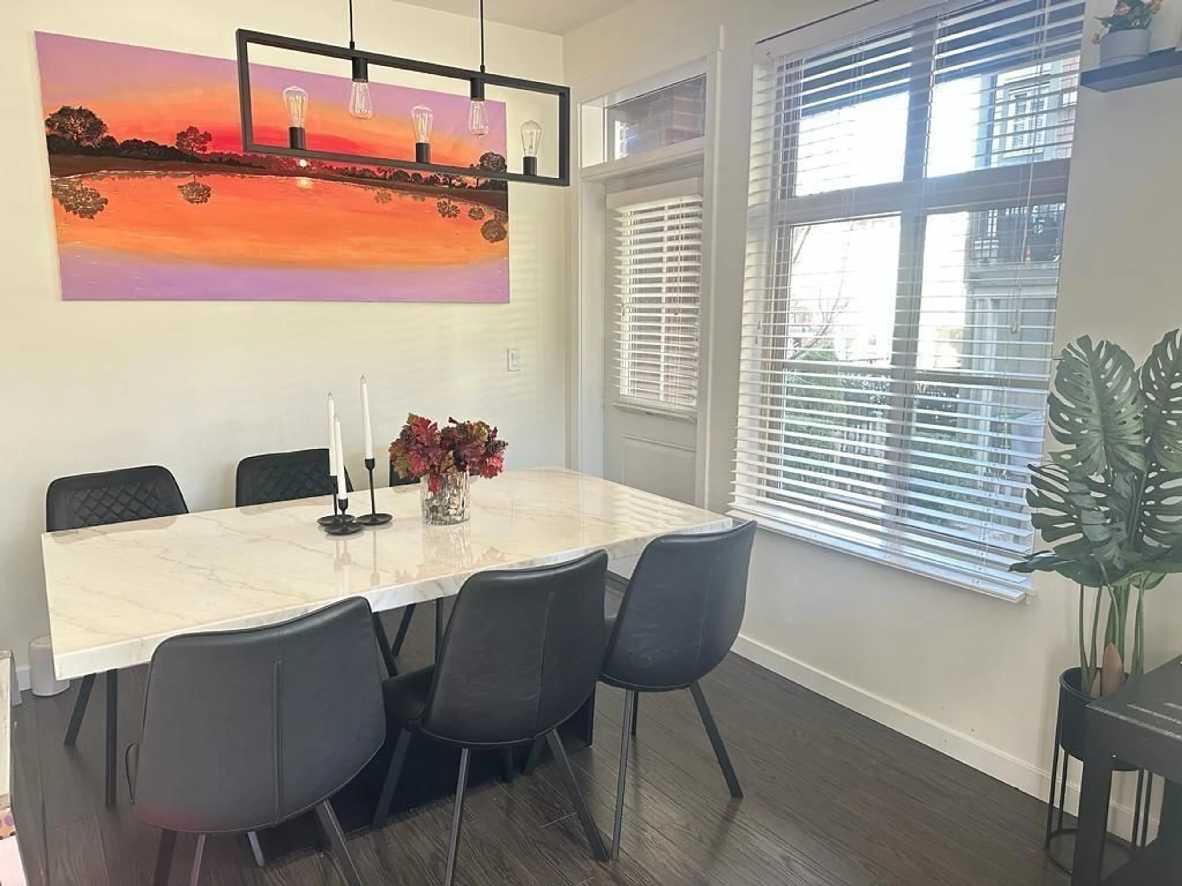 Dining room, wood floors for 213 2855 156 STREET, Surrey British Columbia V3Z3Y3