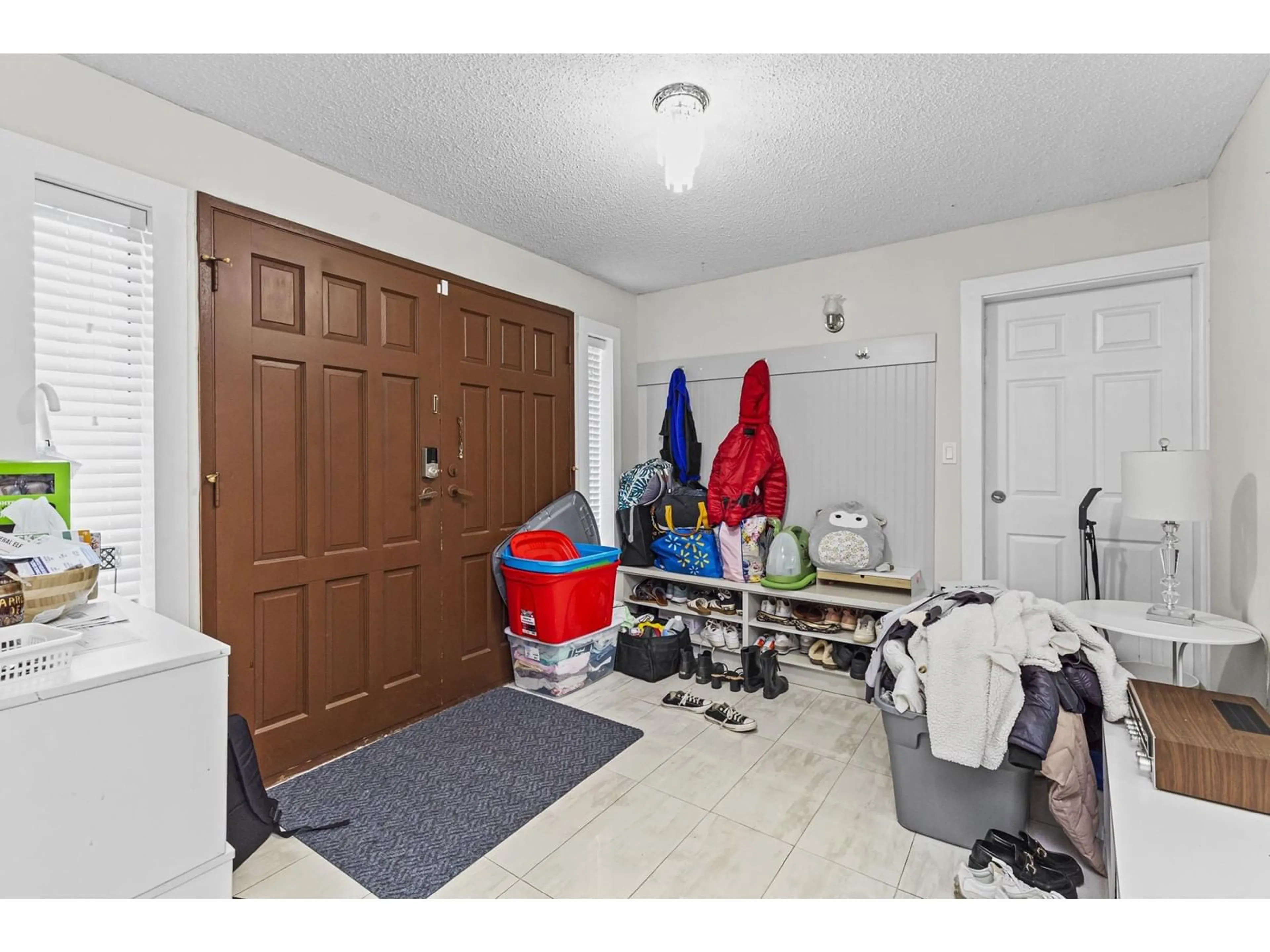 Storage room or clothes room or walk-in closet for 32563 7TH AVENUE, Mission British Columbia V2V2B8