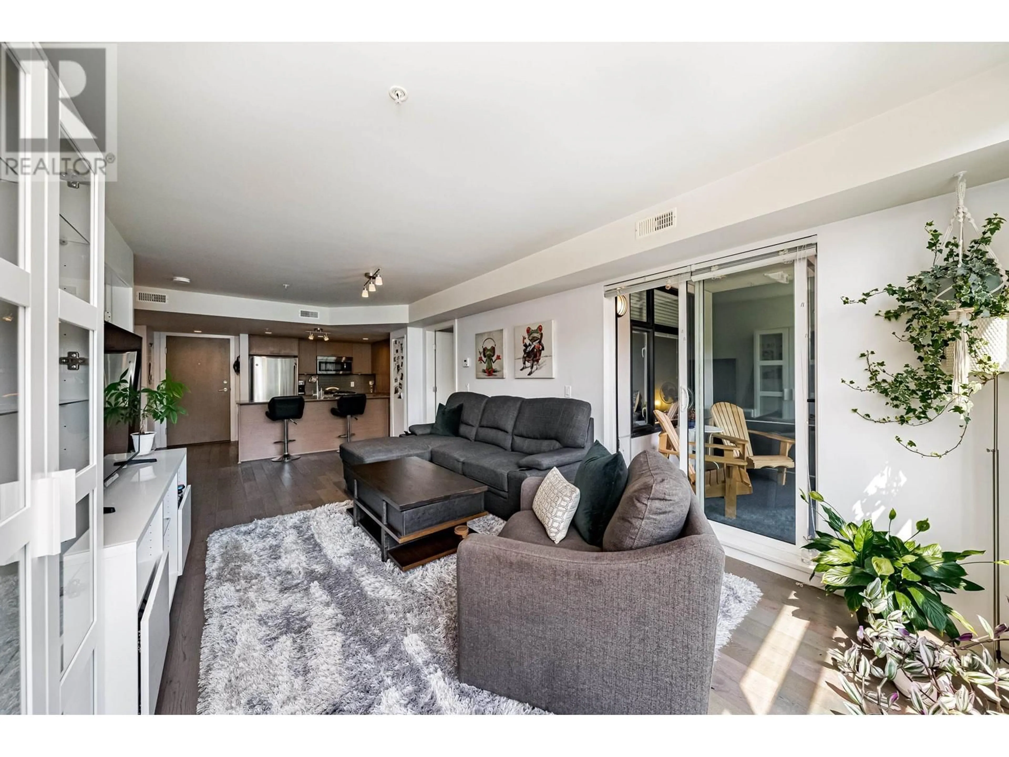 Living room, wood floors for 409 95 MOODY STREET, Port Moody British Columbia V3H0H2