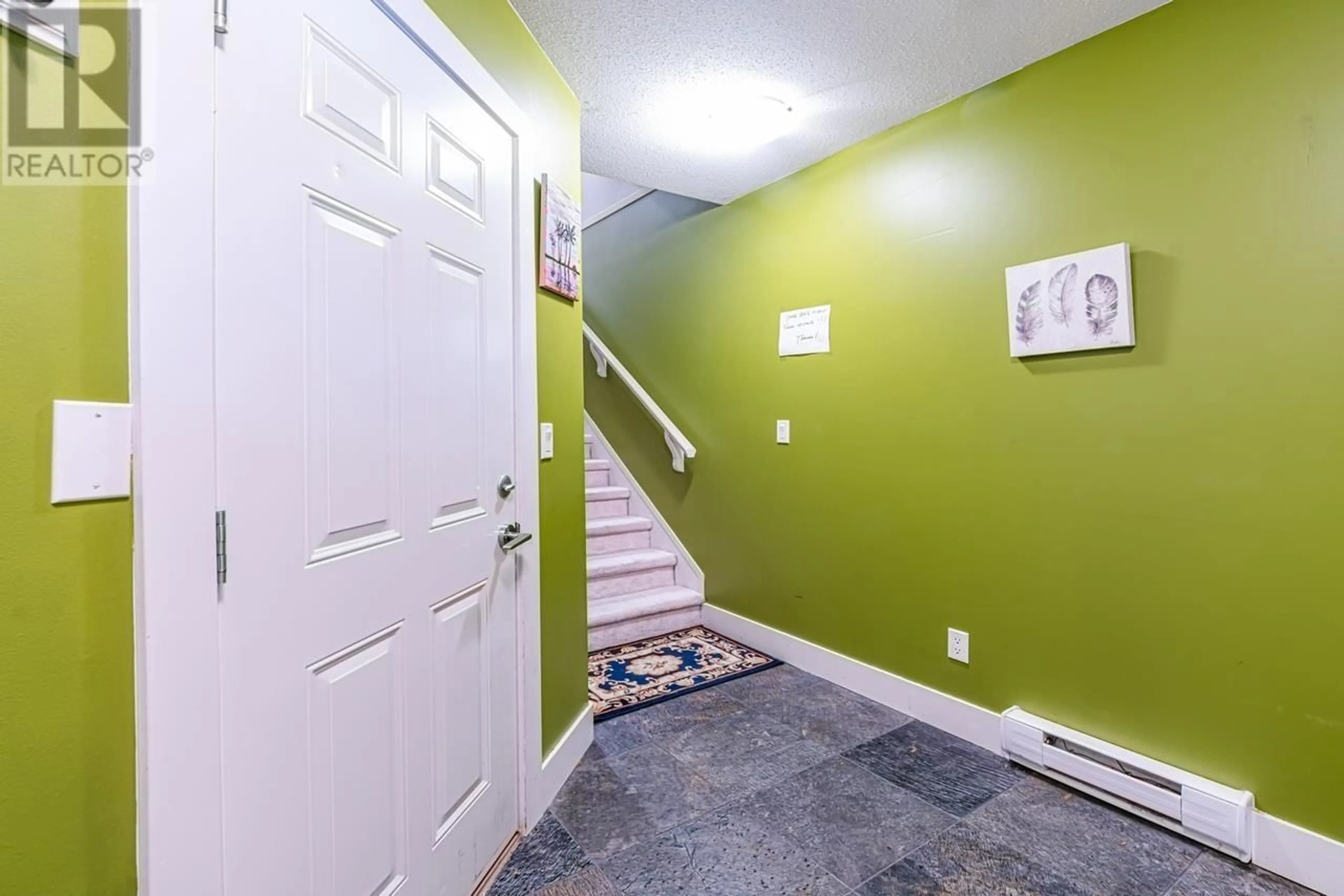 Indoor entryway, not visible floor for 1 9000 GRANVILLE AVENUE, Richmond British Columbia V6Y1P8