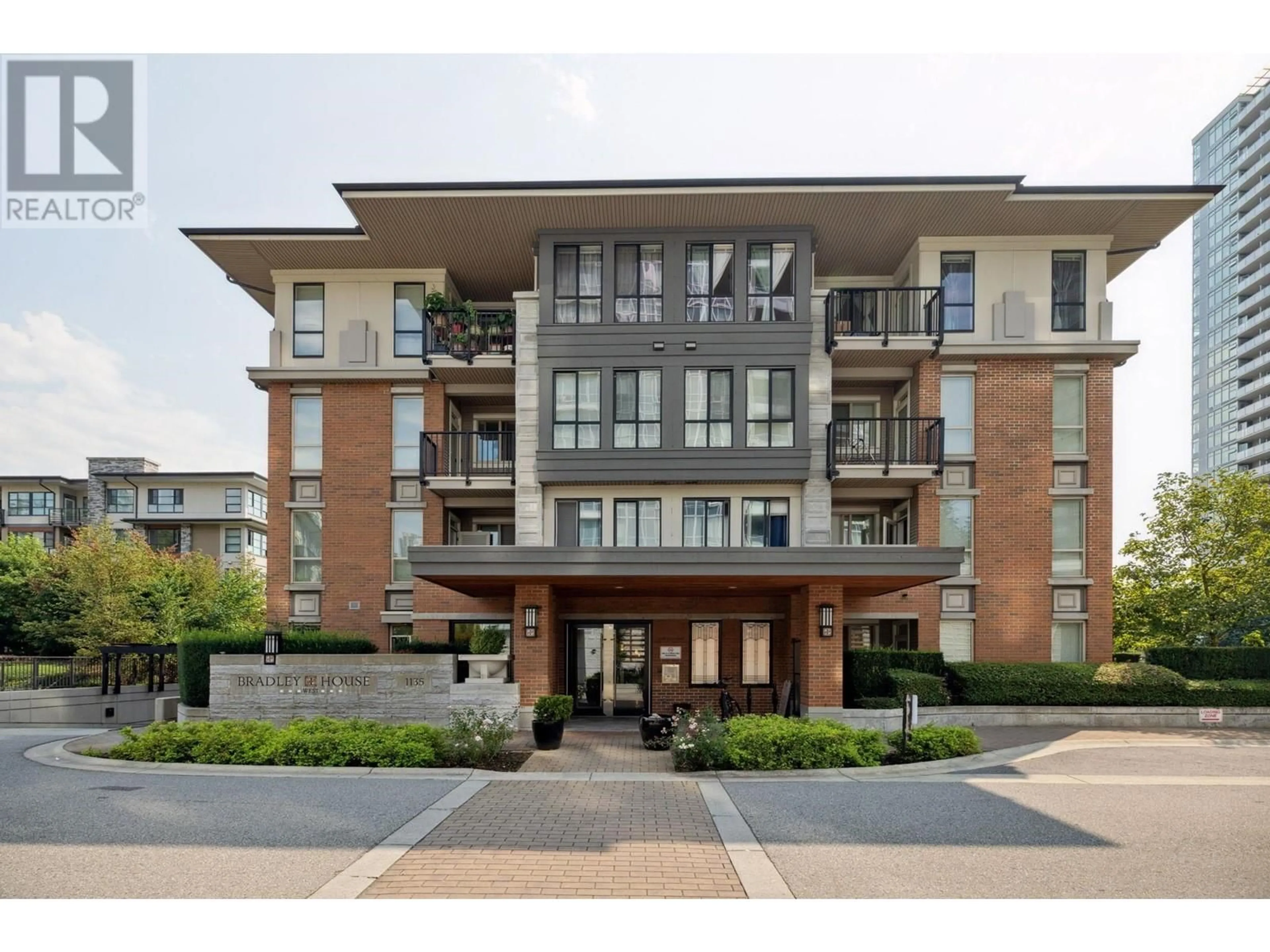 A pic from exterior of the house or condo, the front or back of building for 111 1135 WINDSOR MEWS, Coquitlam British Columbia V3B0L2