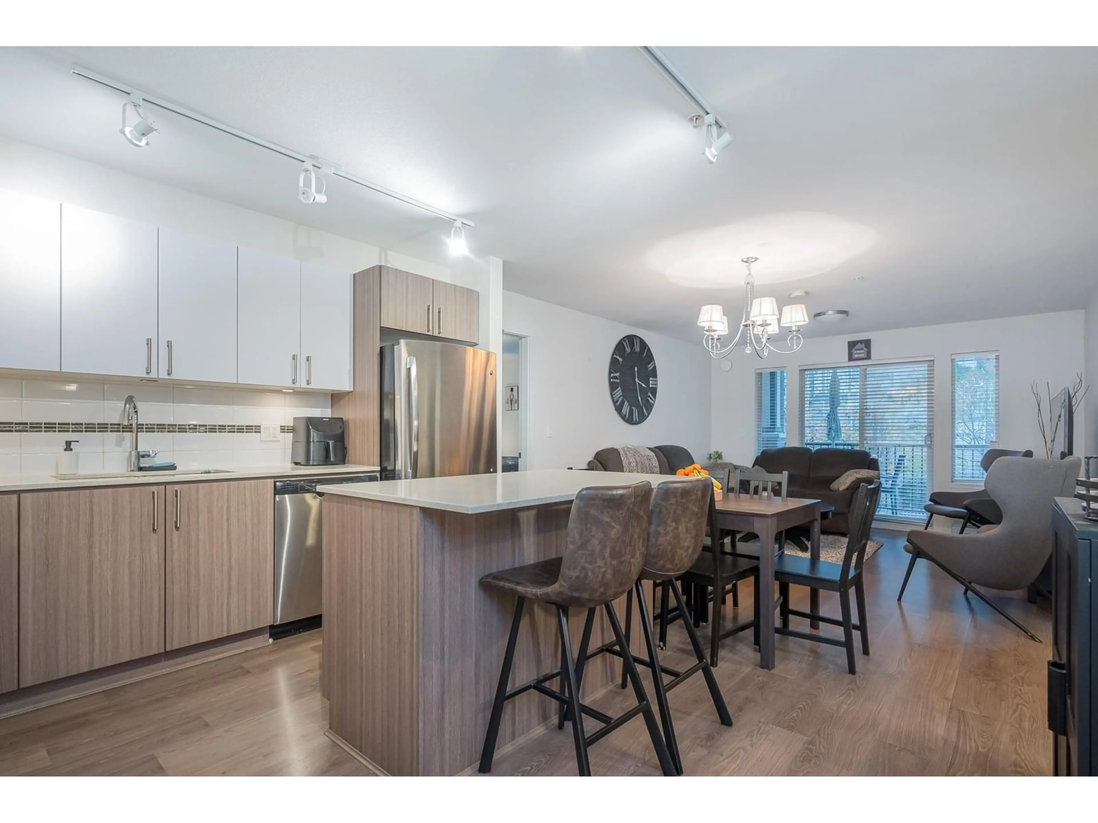 Open concept kitchen for 313 8733 160 STREET, Surrey British Columbia V4N6P9