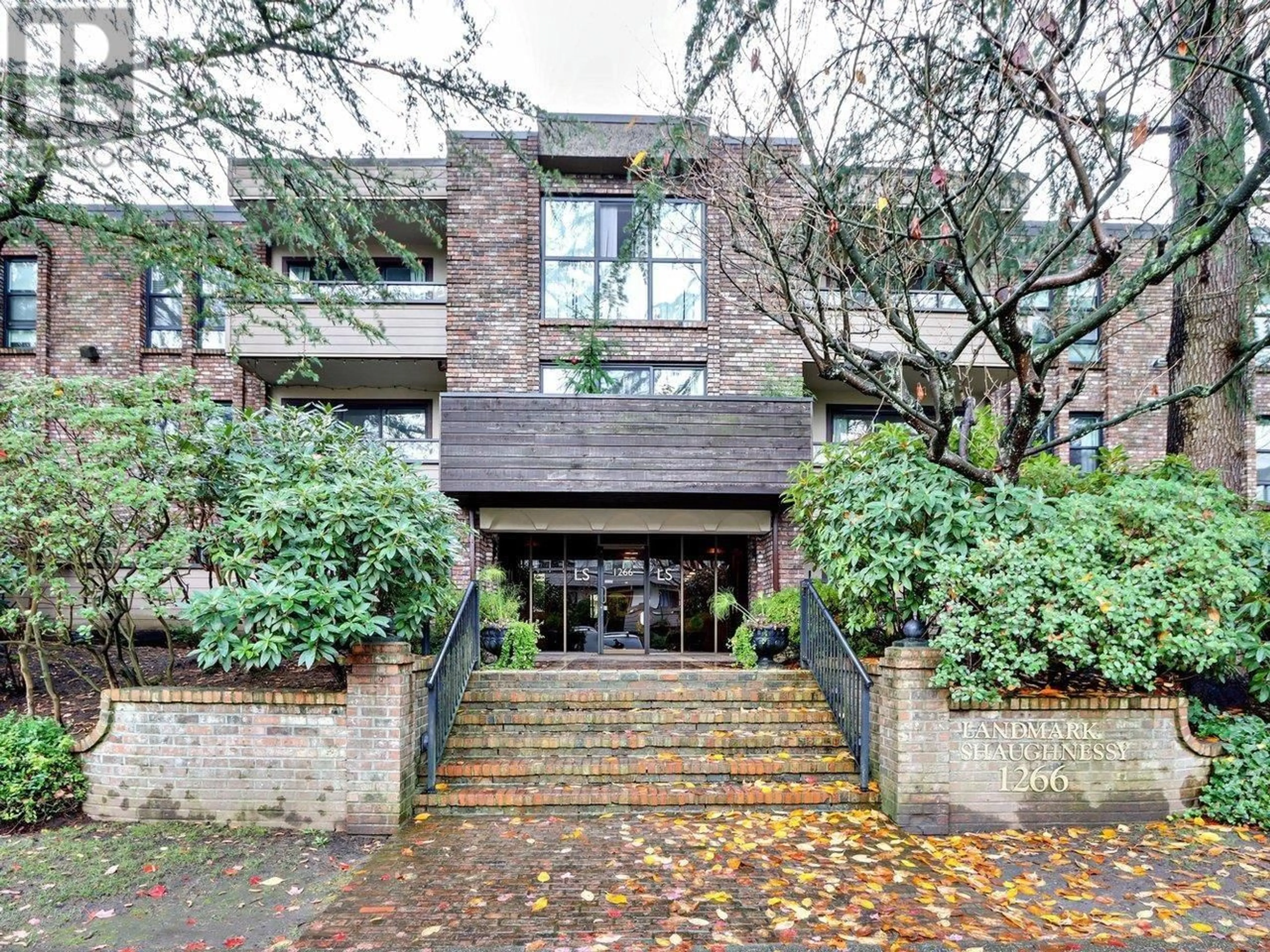 A pic from exterior of the house or condo, the front or back of building for 103 1266 W 13TH AVENUE, Vancouver British Columbia V6H1N6