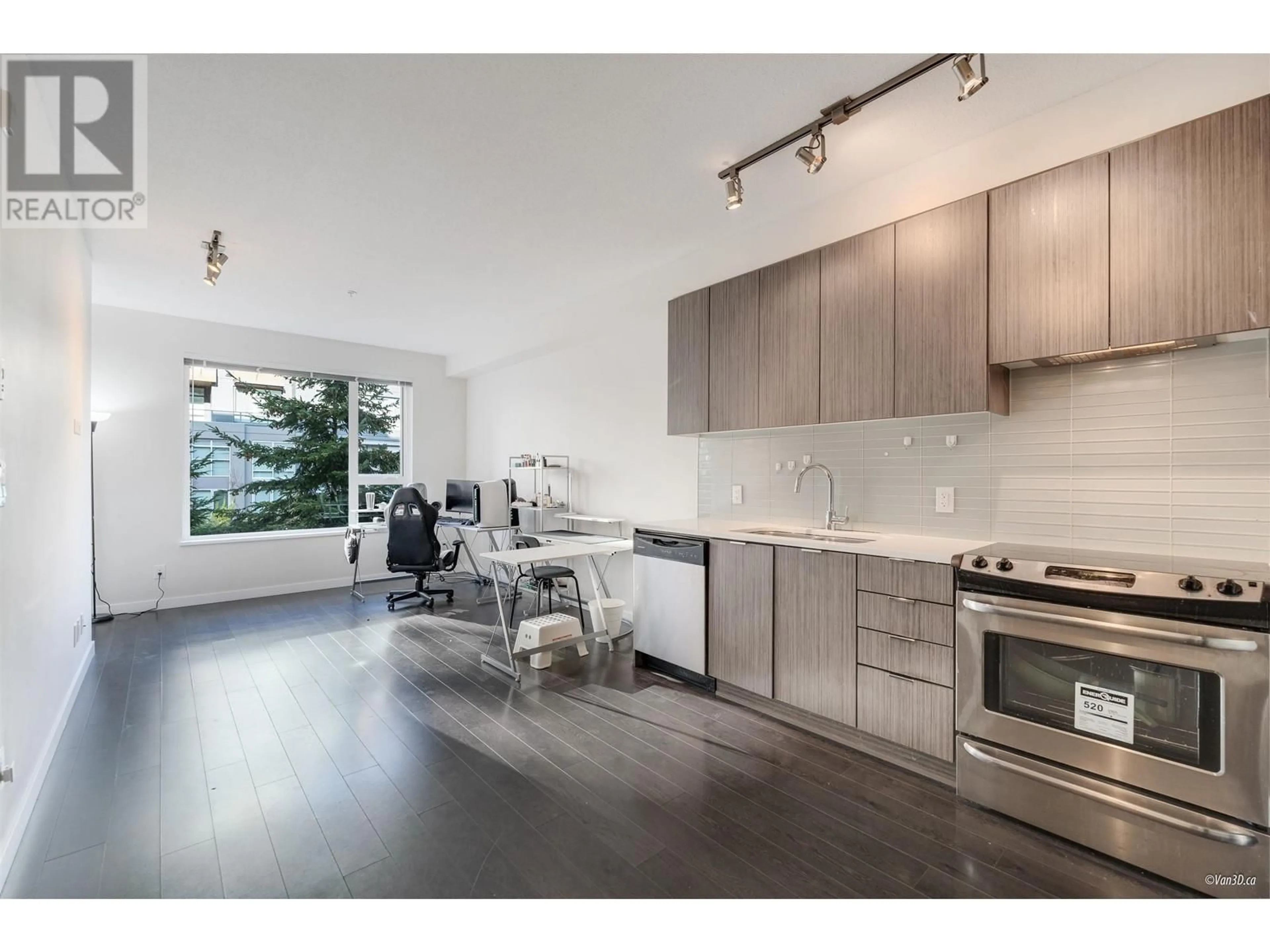 Open concept kitchen for 201 9168 SLOPES MEWS, Burnaby British Columbia V5A0E4