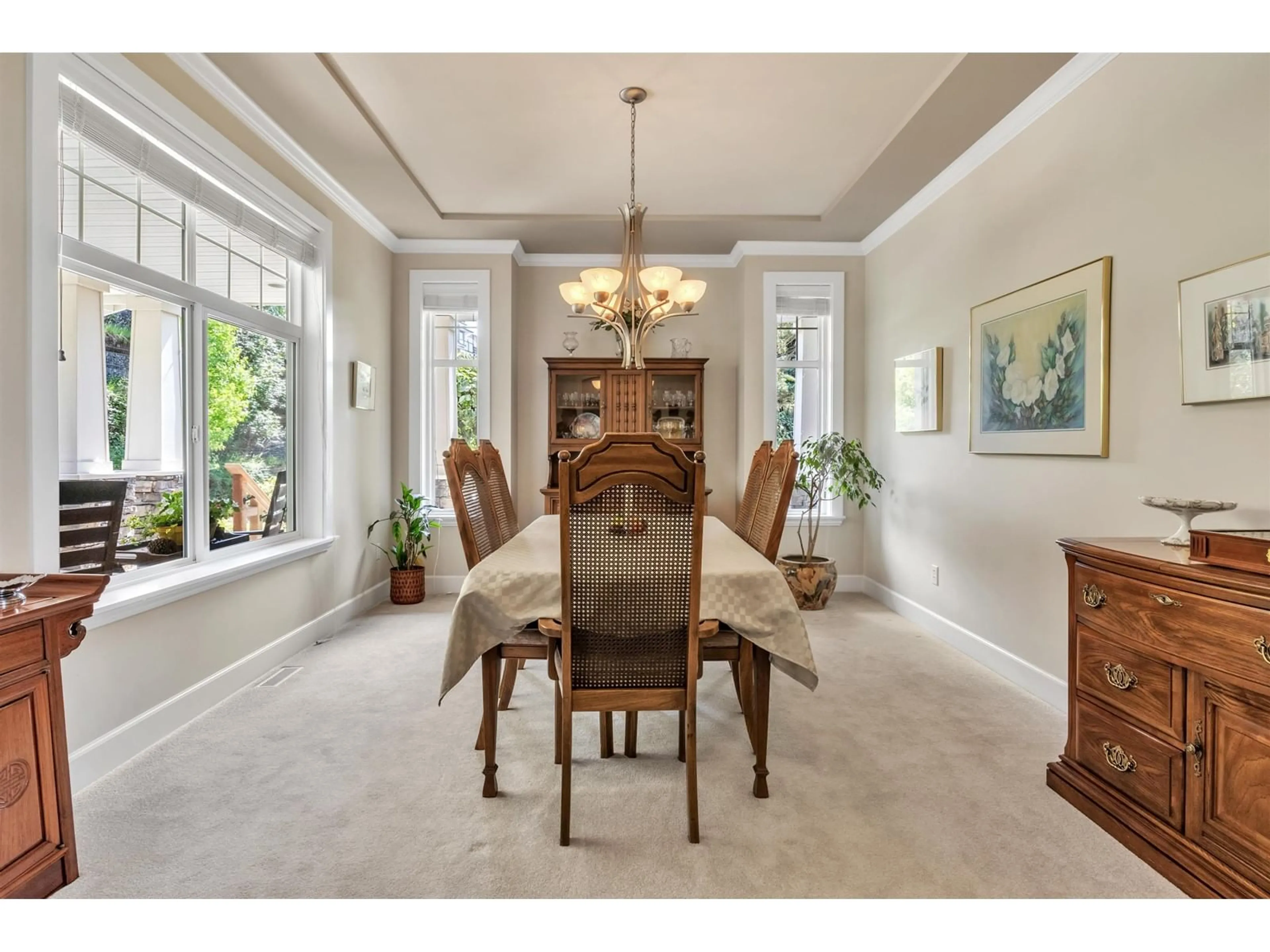 Dining room, wood floors for 6 3532 MCKINLEY DRIVE, Abbotsford British Columbia V2S8M6