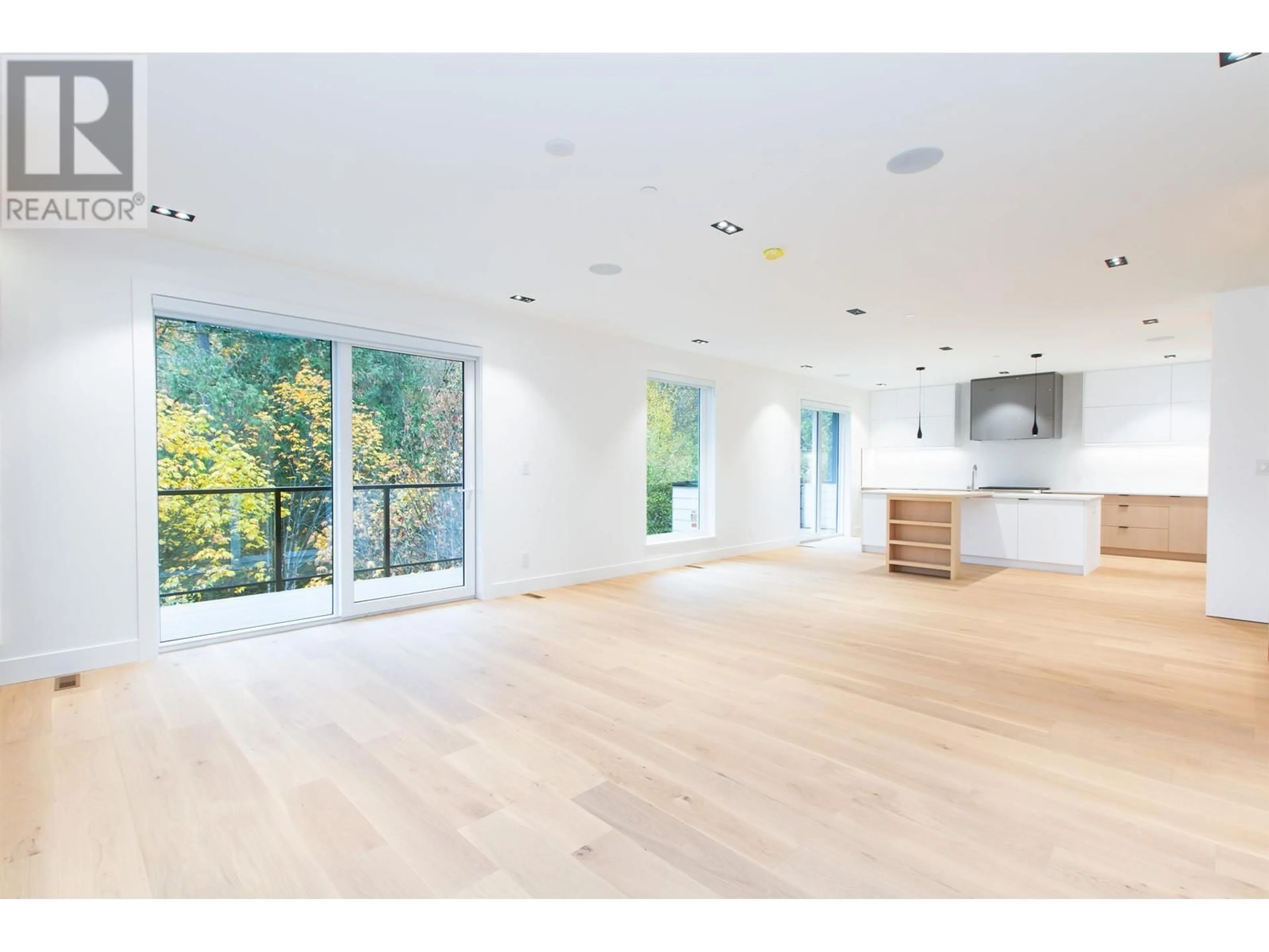 Other indoor space, wood floors for 39 3385 MAMQUAM ROAD, Squamish British Columbia V8B0E3