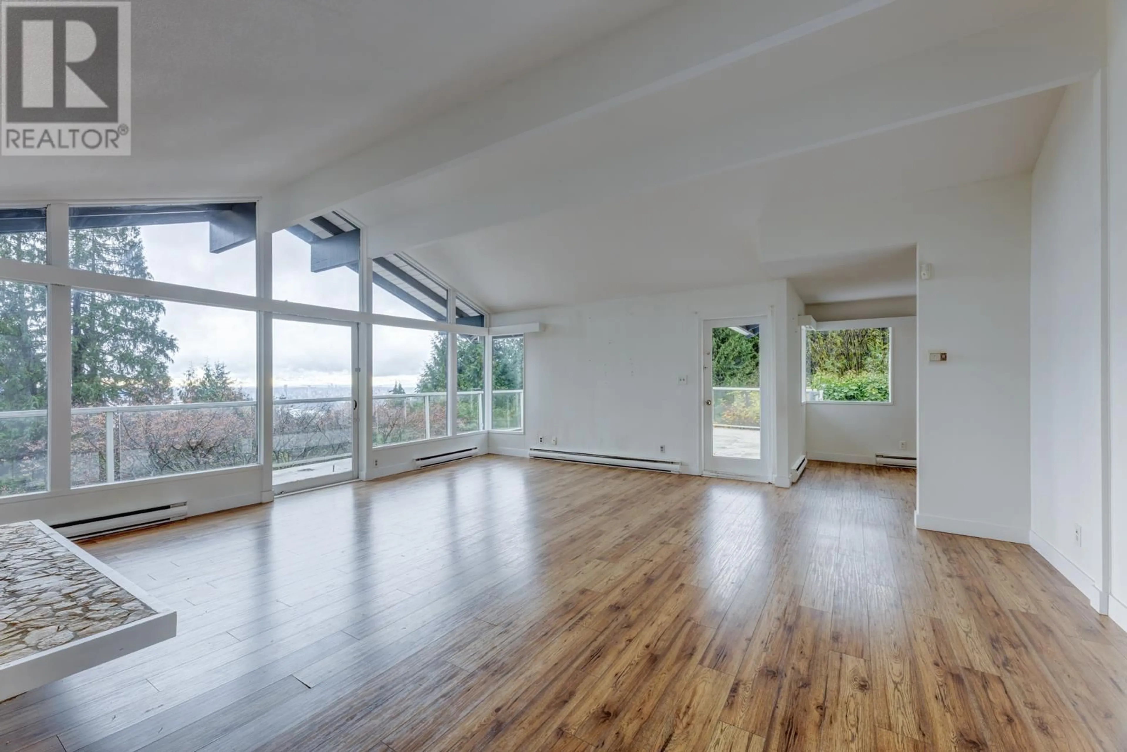 Other indoor space, wood floors for 1380 BURNSIDE ROAD, West Vancouver British Columbia V7S2P5