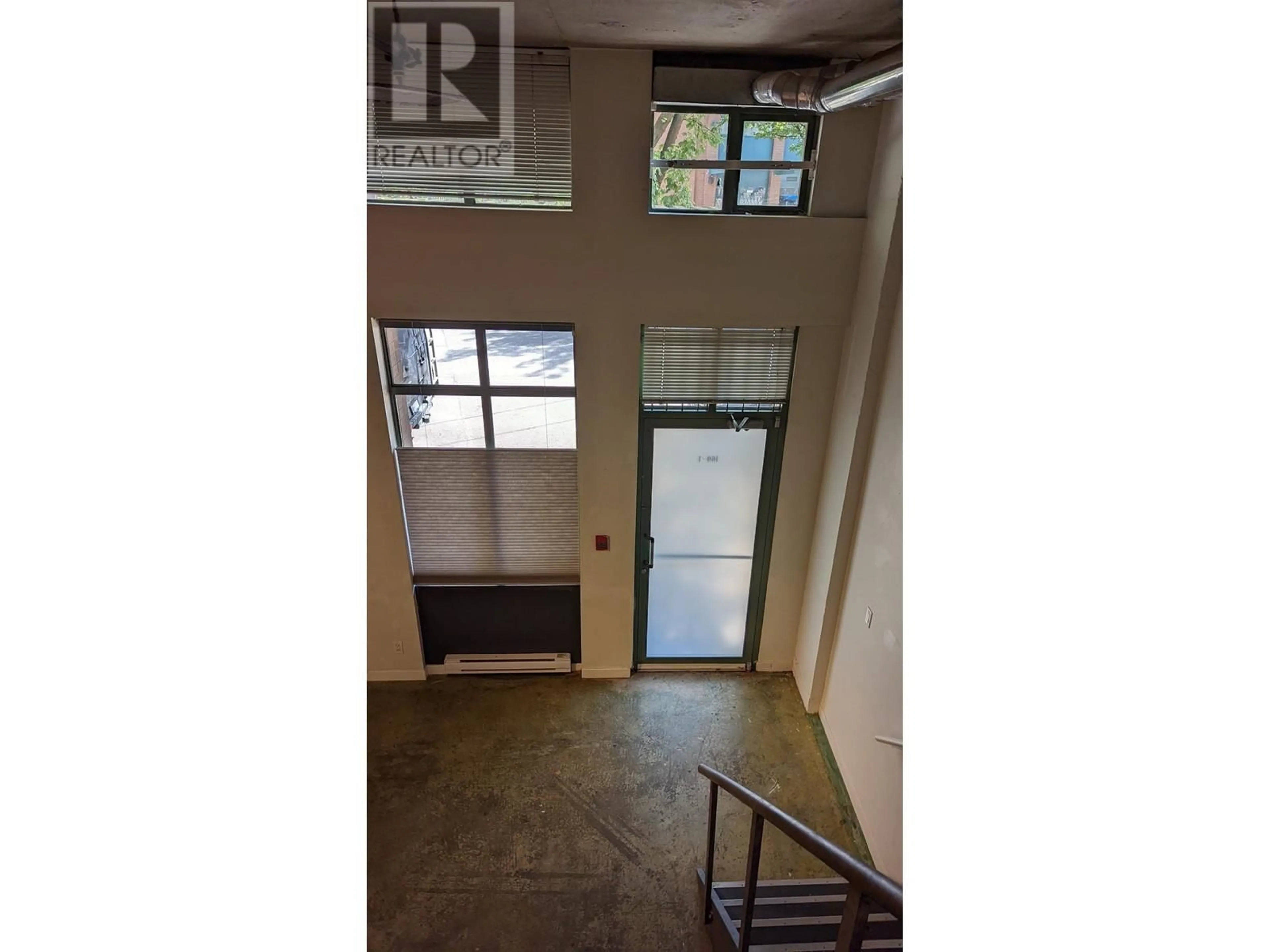 Indoor foyer, cement floor for 160 1 E CORDOVA STREET, Vancouver British Columbia V6A4H3