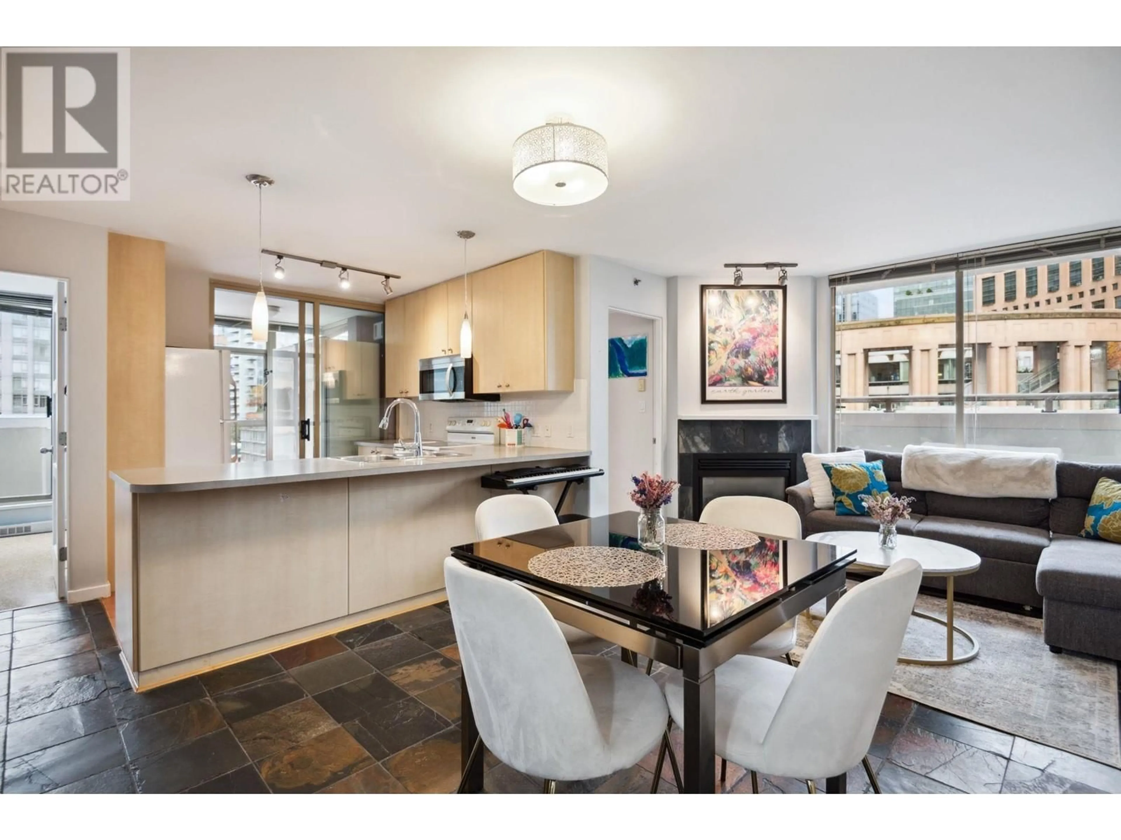 Open concept kitchen for 1310 819 HAMILTON STREET, Vancouver British Columbia V6B6M2