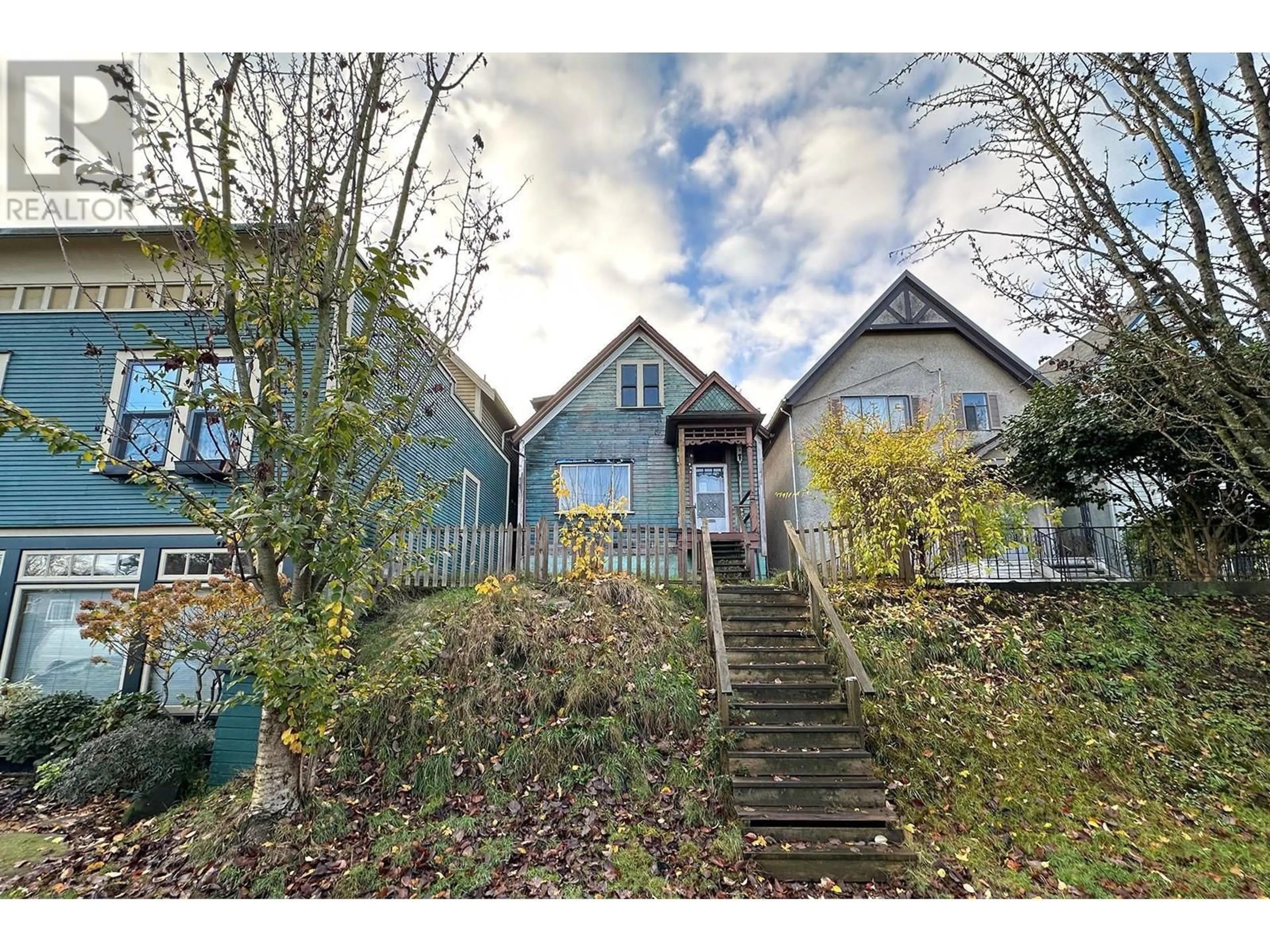 Frontside or backside of a home, cottage for 650 UNION STREET, Vancouver British Columbia V6A2B9