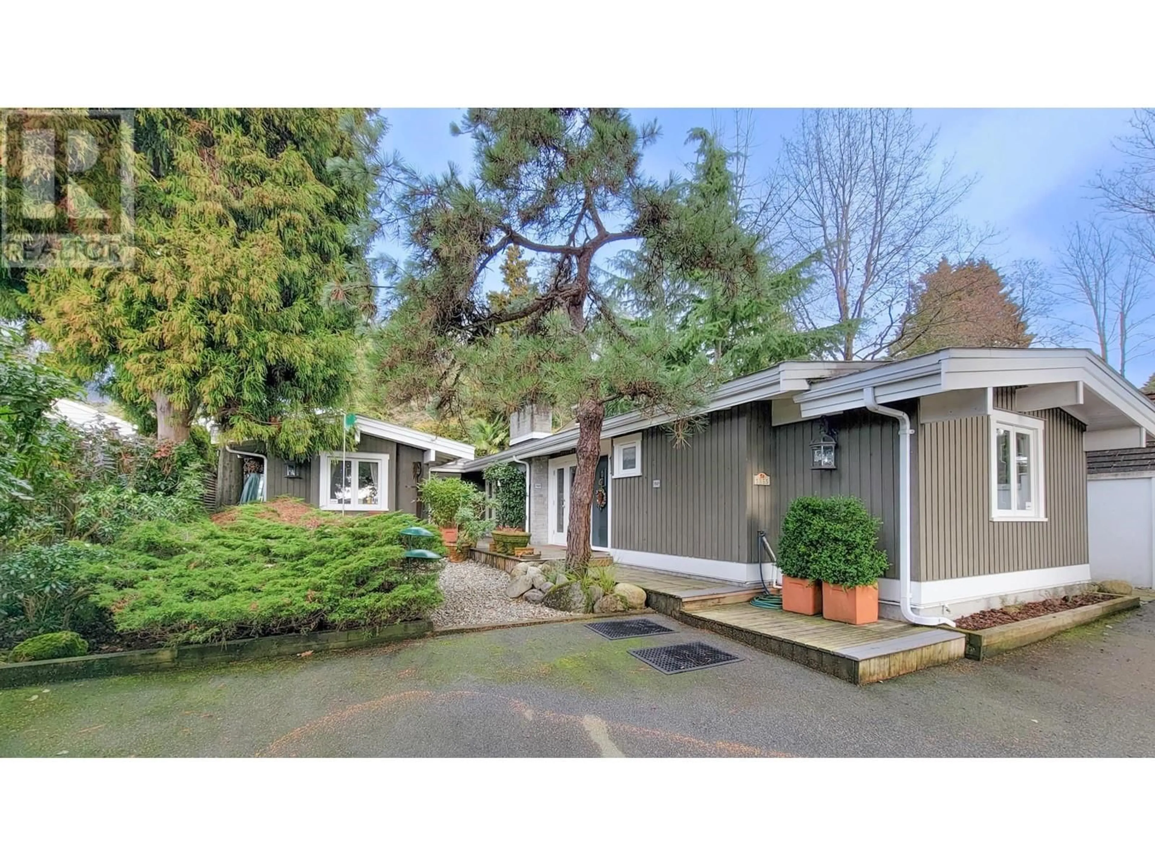 Frontside or backside of a home, cottage for 1355 INGLEWOOD AVENUE, West Vancouver British Columbia V7T1Y8