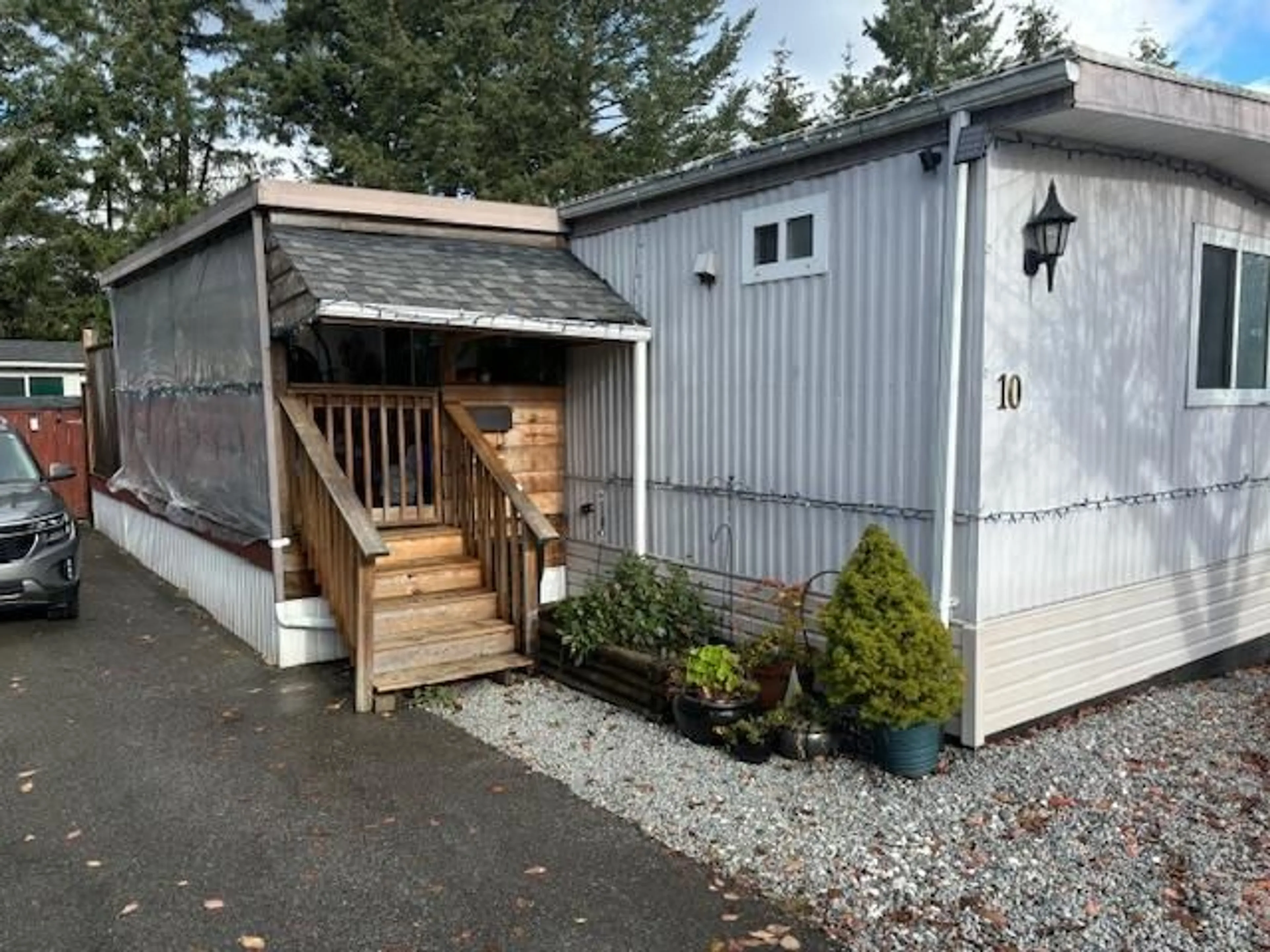 Shed for 10 13650 80 AVENUE, Surrey British Columbia V3W6J8