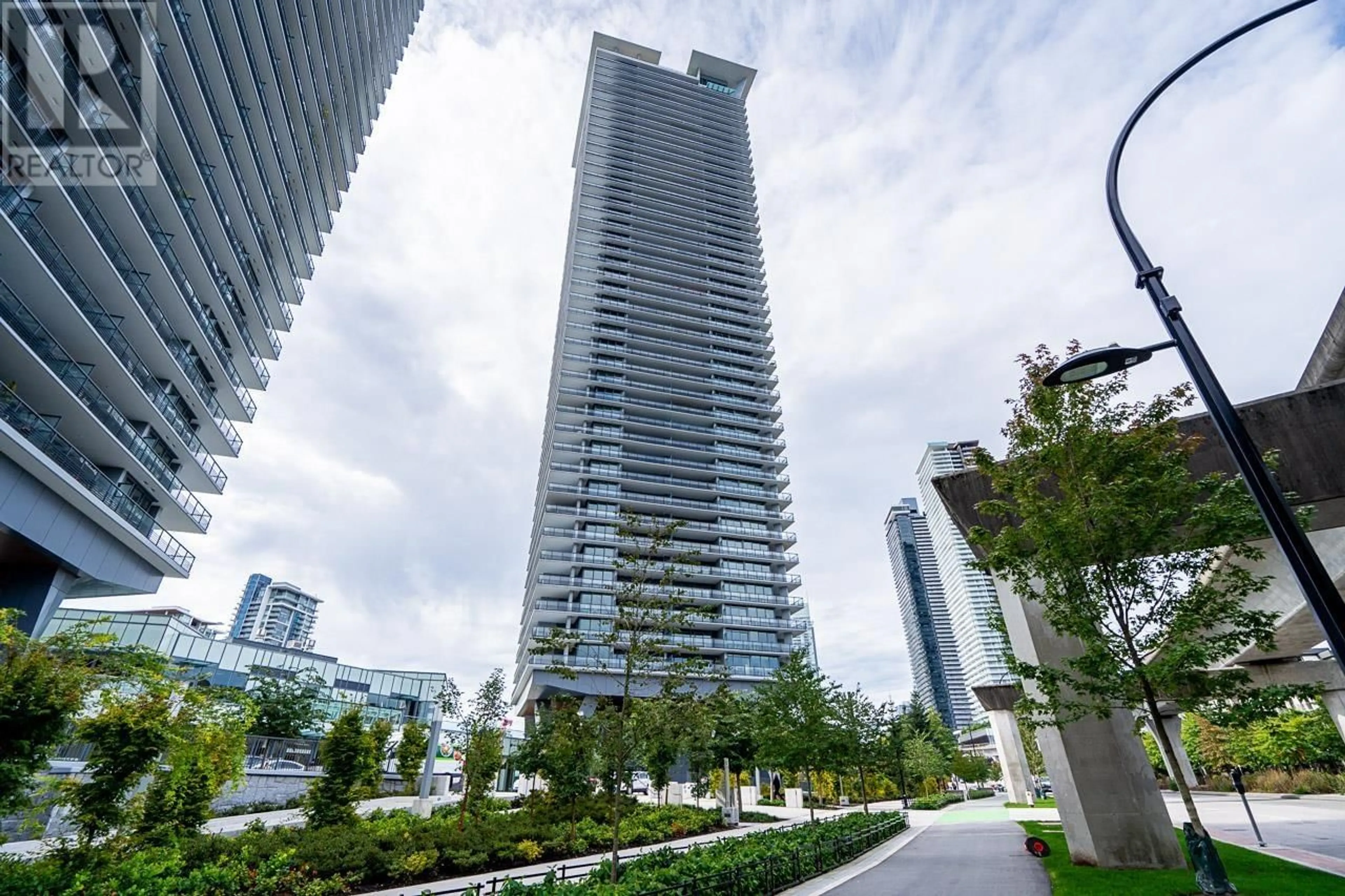 A pic from exterior of the house or condo, the view of city buildings for 510 4720 LOUGHEED HIGHWAY, Burnaby British Columbia V5C0M8