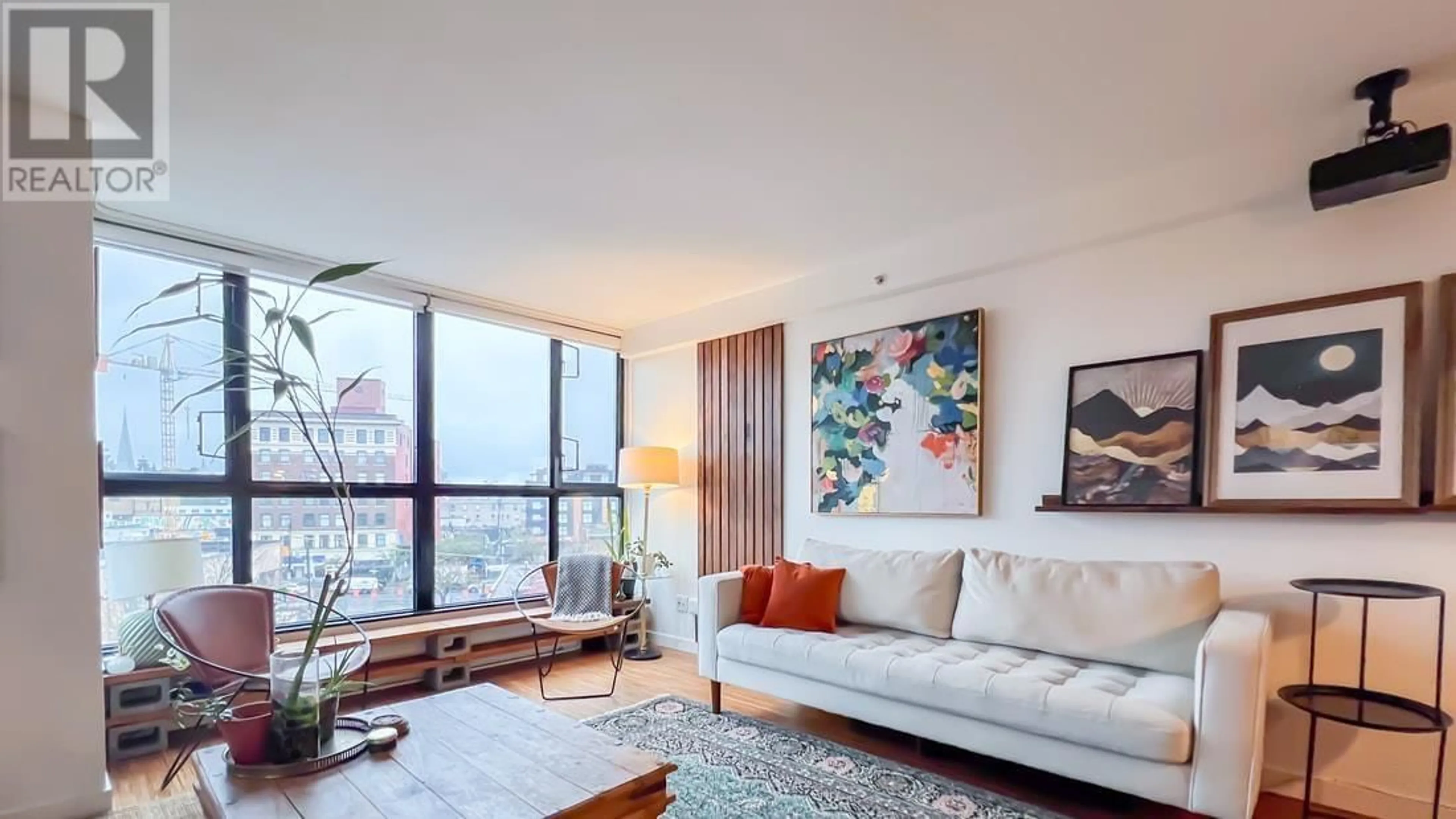 Living room, wood floors for 503 288 E 8TH AVENUE, Vancouver British Columbia V5T4S8