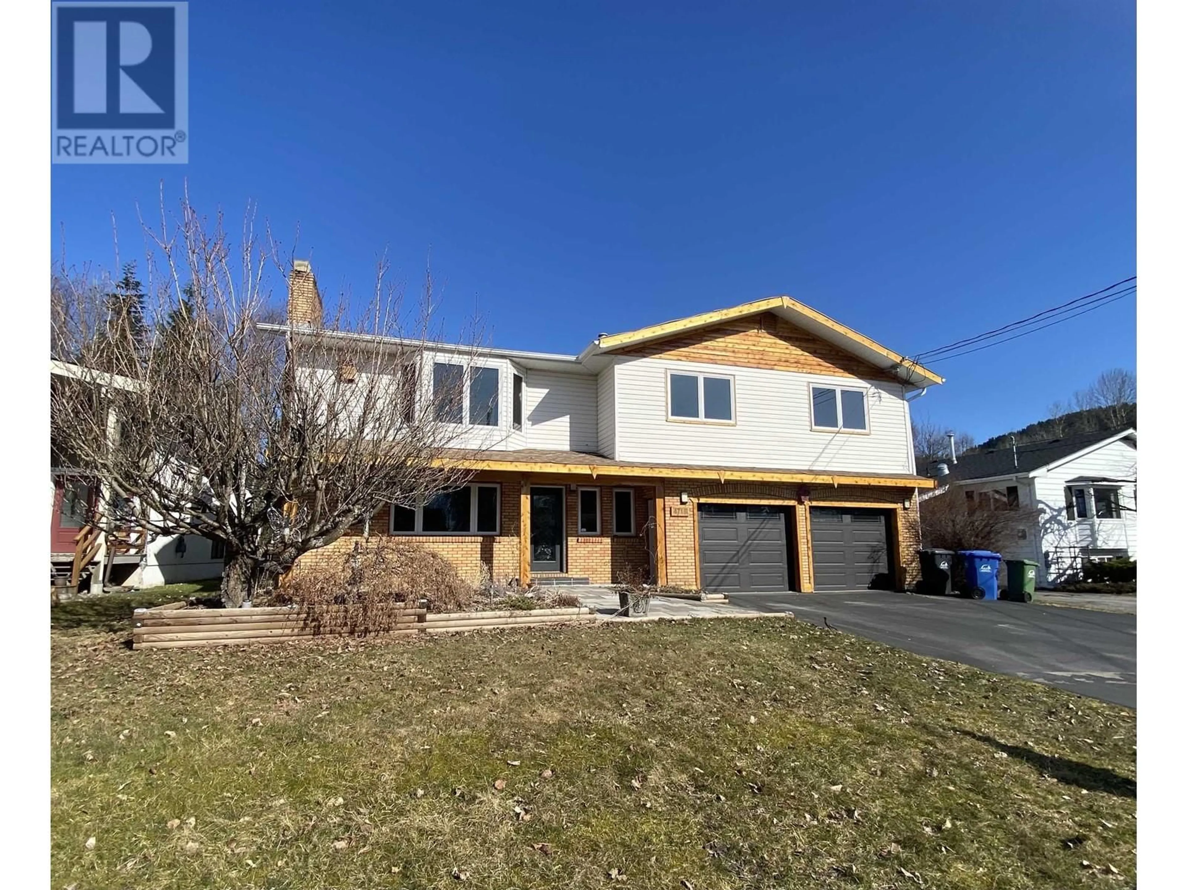 A pic from outside/outdoor area/front of a property/back of a property/a pic from drone, street for 4718 MCCONNELL AVENUE, Terrace British Columbia V8G2G8