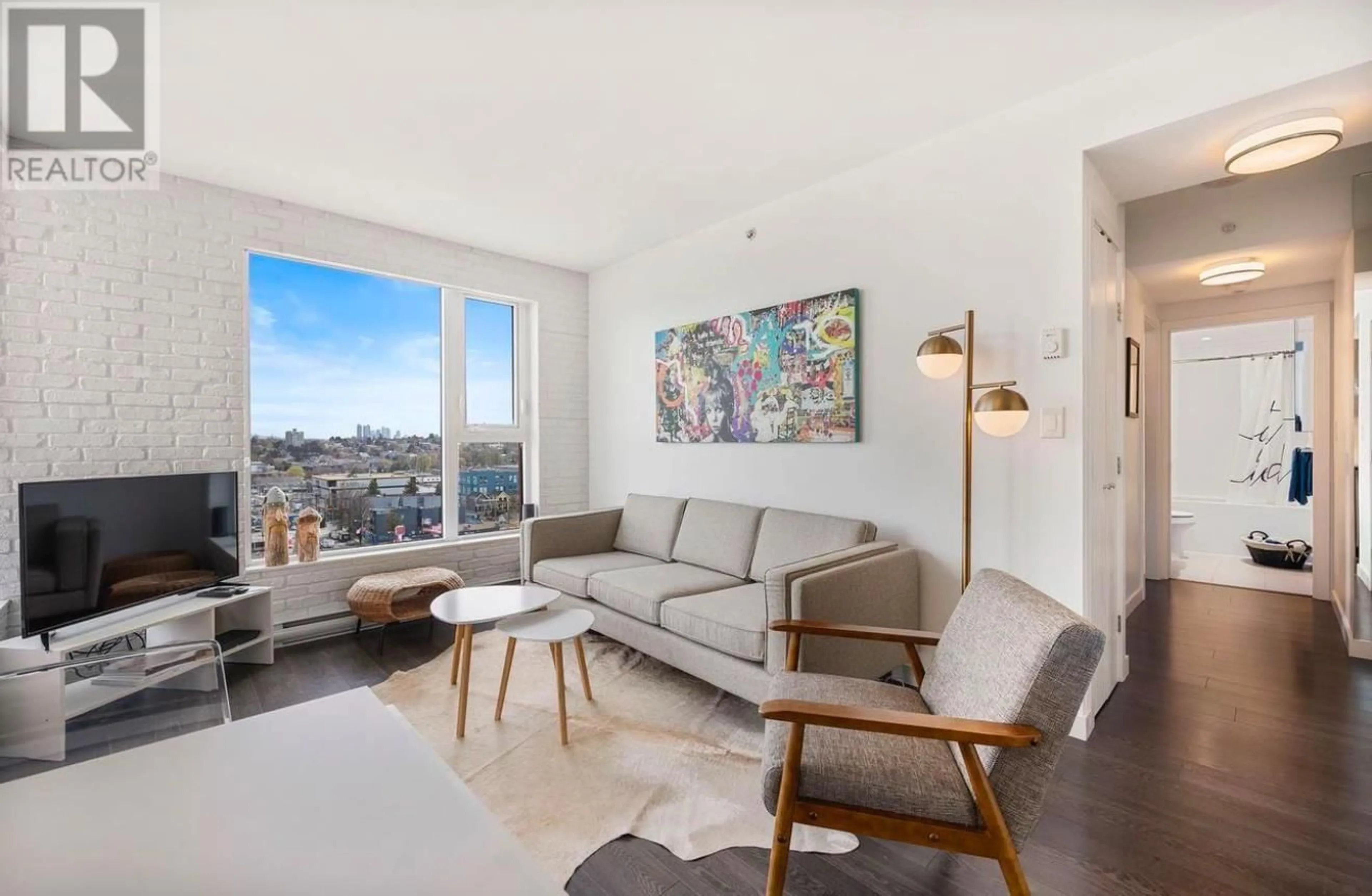 Living room, wood floors for 1204 983 E HASTINGS STREET, Vancouver British Columbia V6A0G9