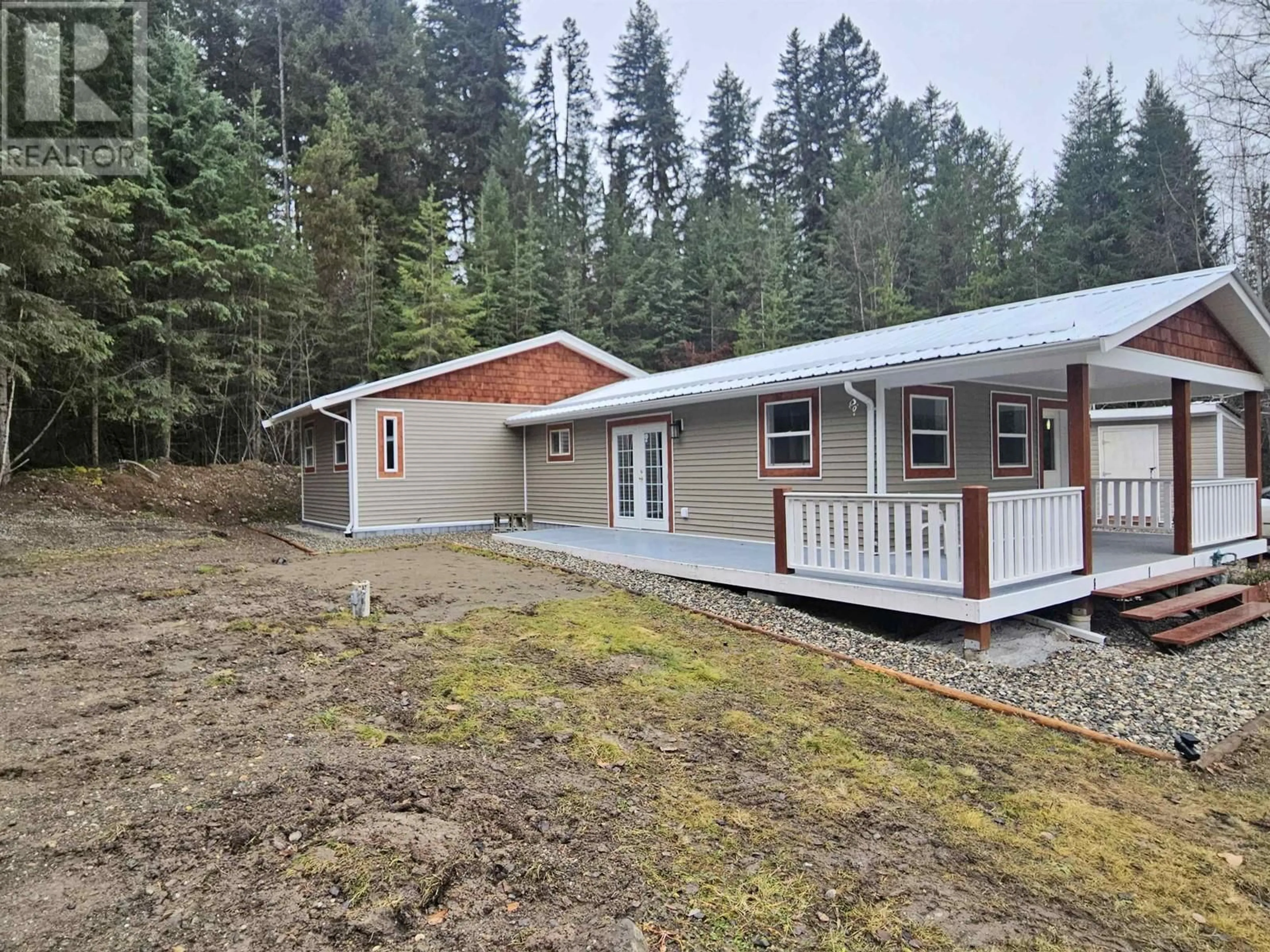 Home with vinyl exterior material for 1039 MARSH ROAD, Quesnel British Columbia V2J6H5