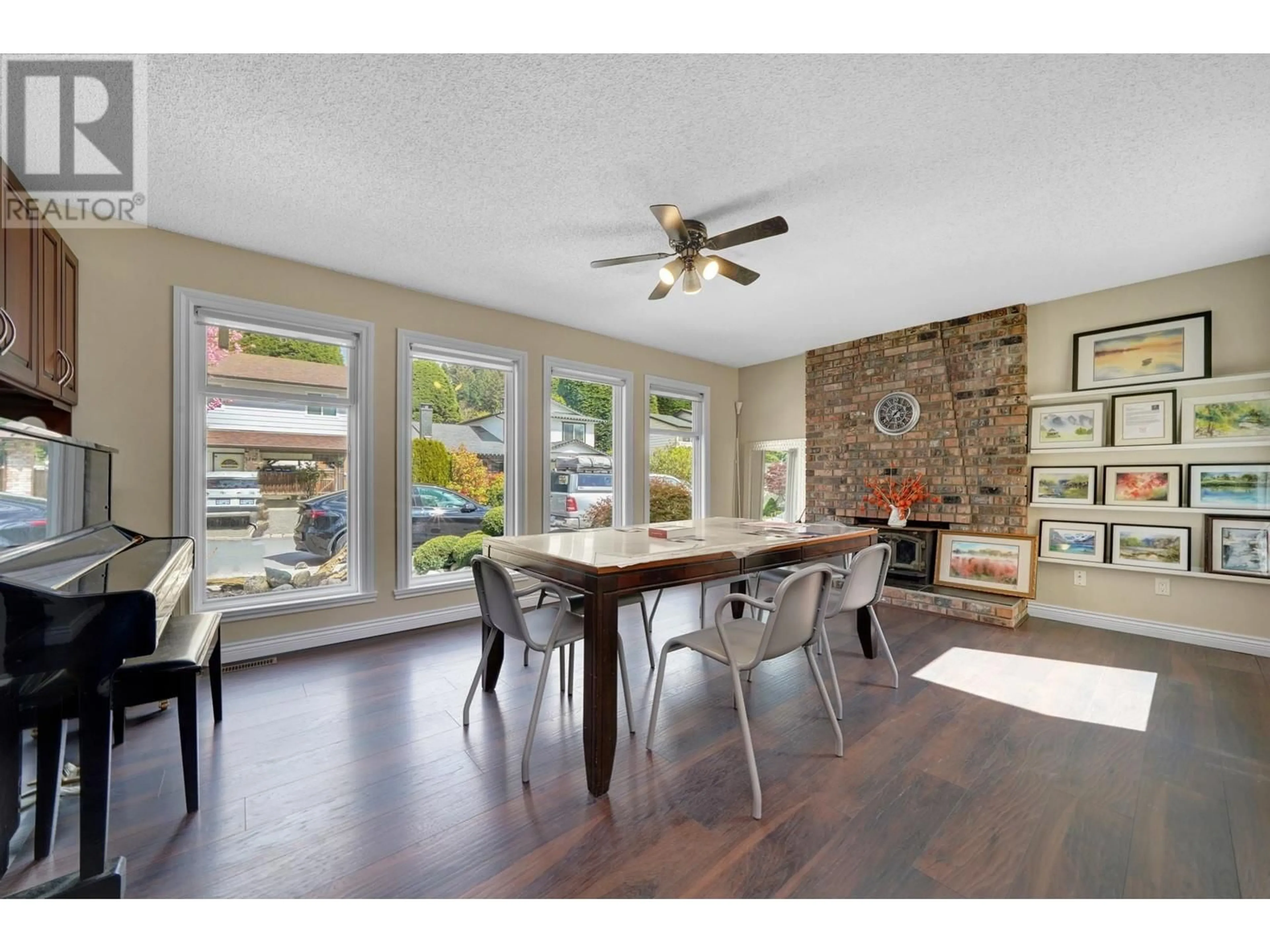 Dining room, wood floors, cottage for 1243 OXBOW WAY, Coquitlam British Columbia V3E1N1