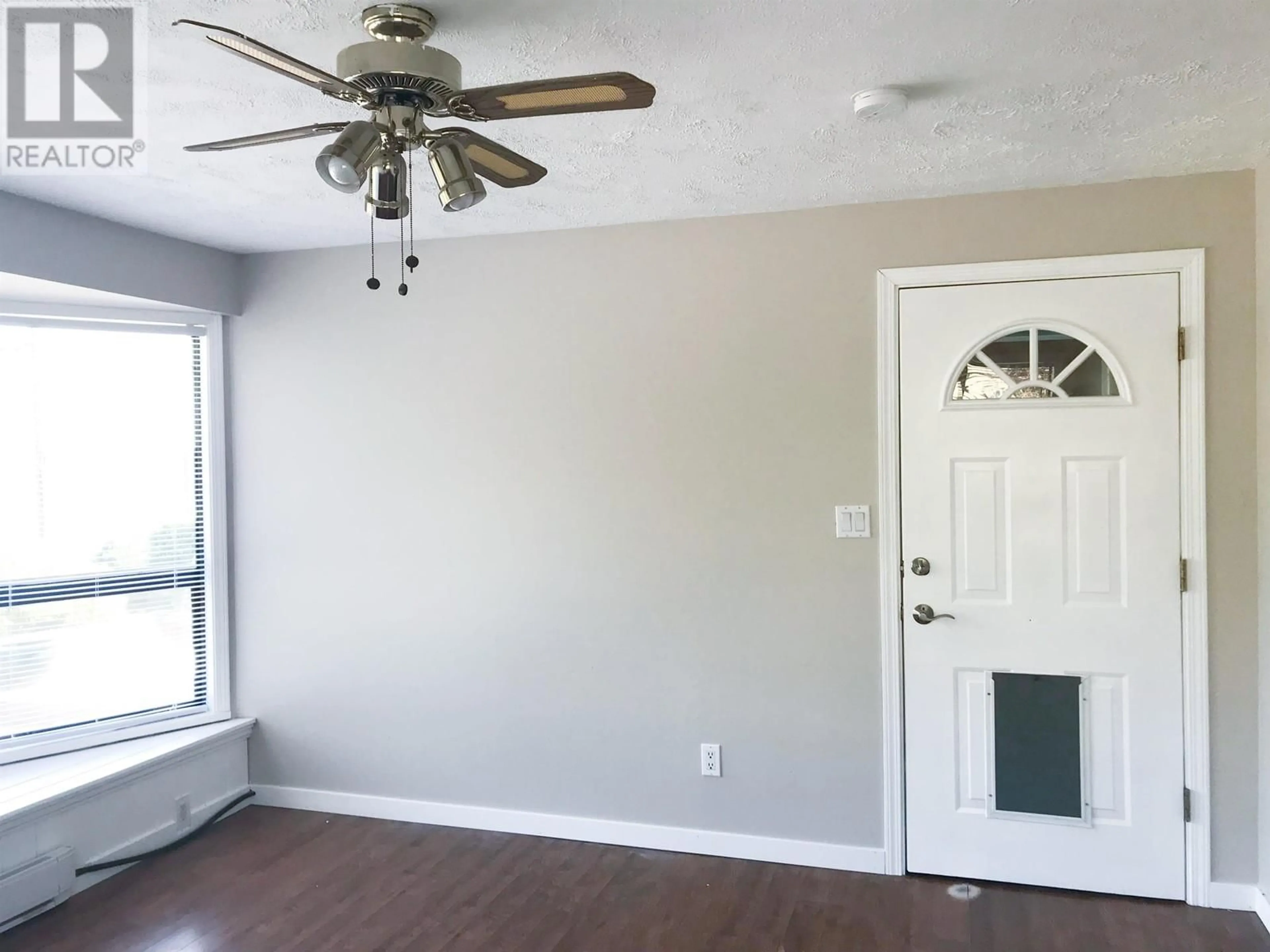 A pic of a room, wood floors for 639 GIBSONS WAY, Gibsons British Columbia V0N1V9