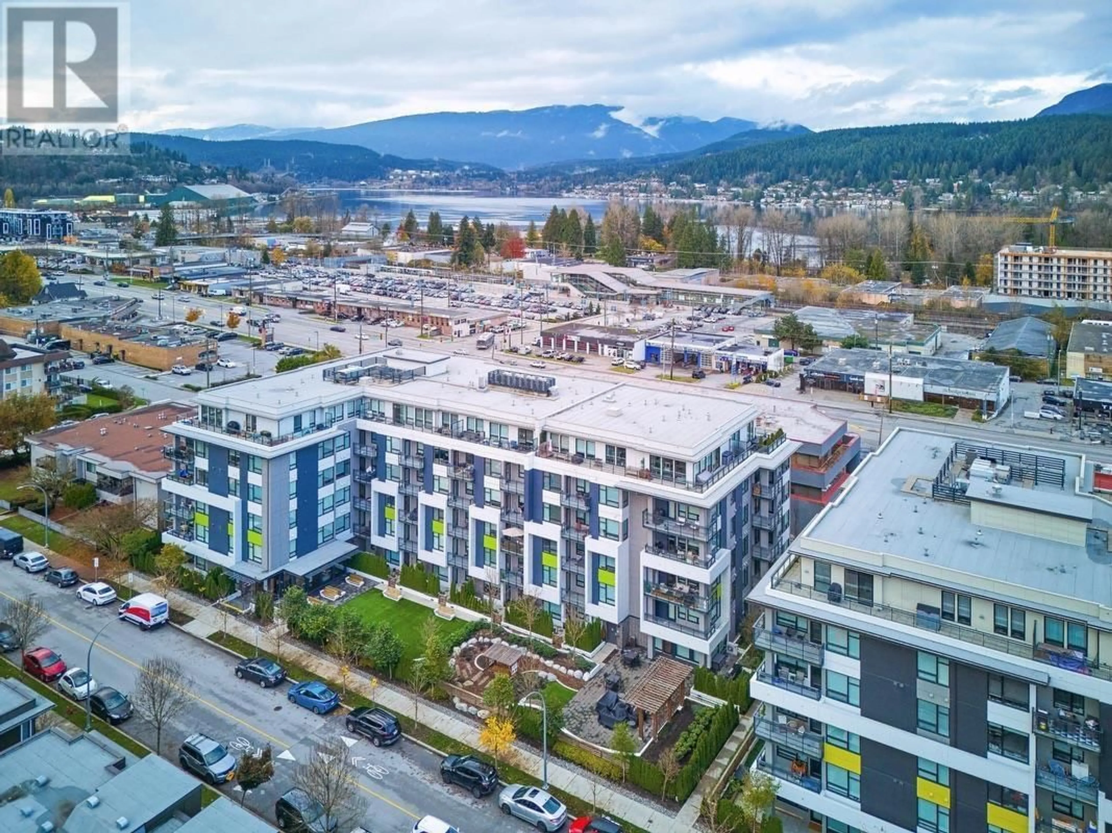 A pic from exterior of the house or condo, the front or back of building for 503 3018 ST. GEORGES, Port Moody British Columbia V3H2H7