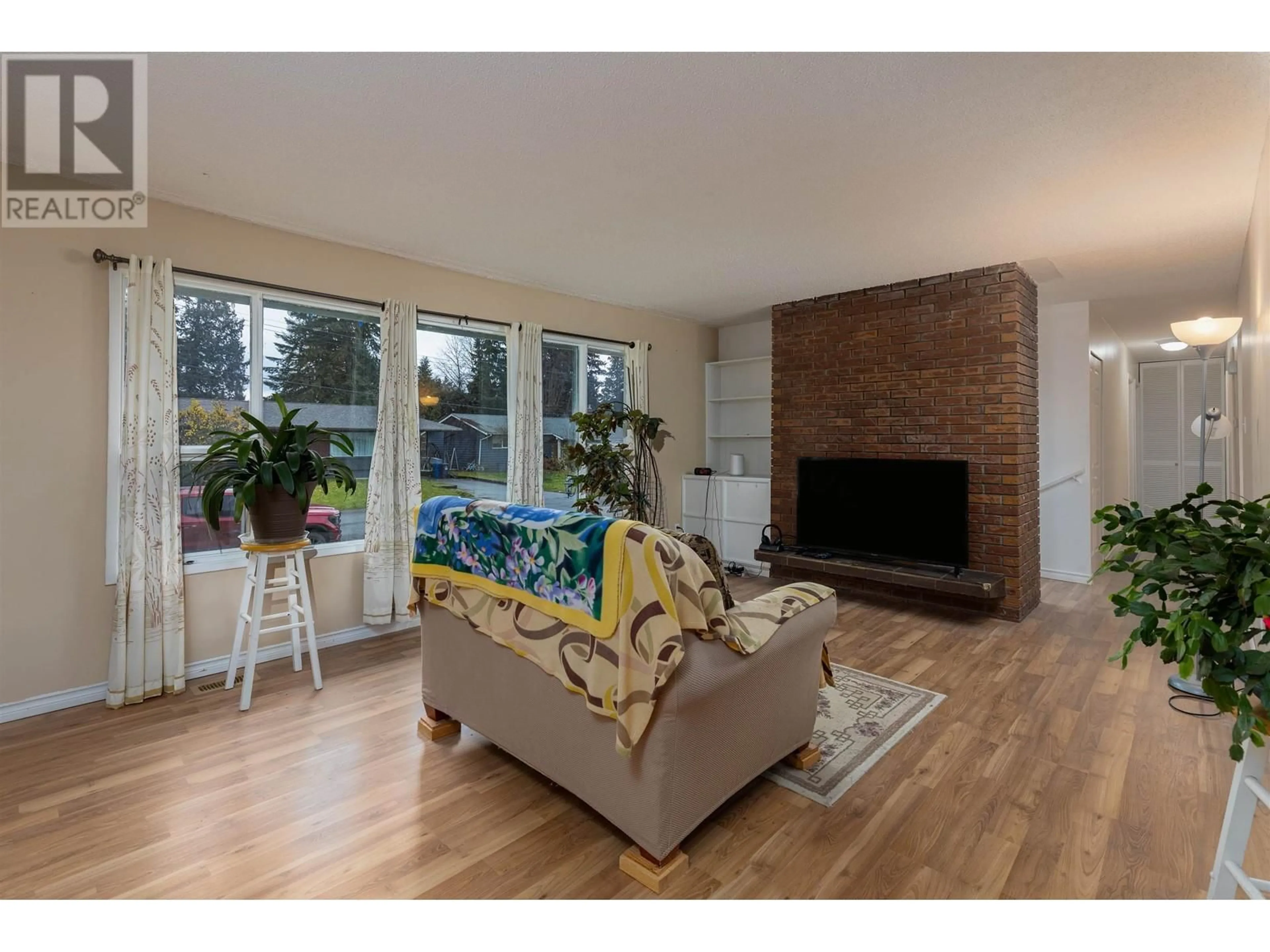 Living room, wood floors for 4712 GAIR AVENUE, Terrace British Columbia V8G2J9