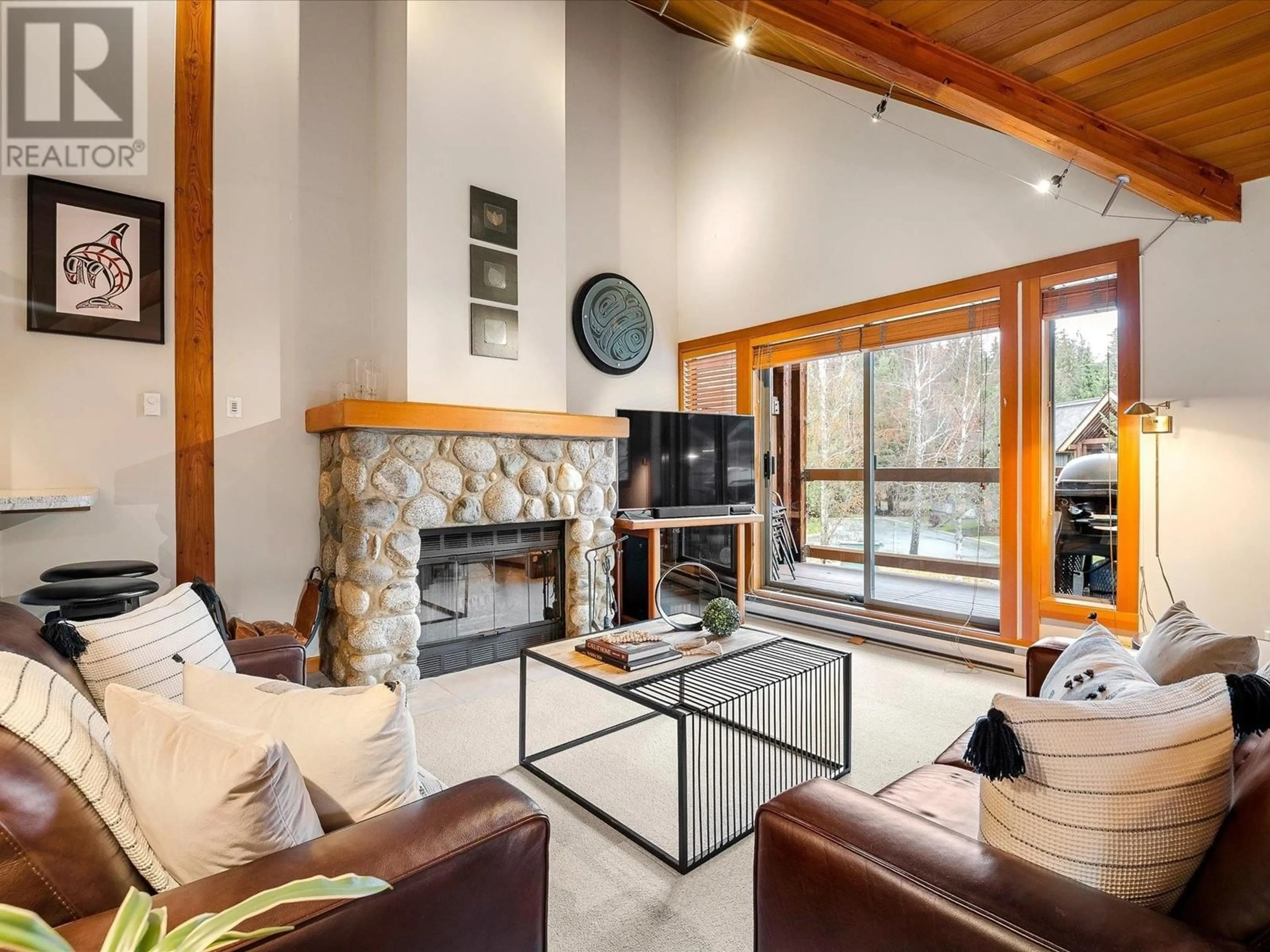 Living room, wood floors for 4611 MONTEBELLO PLACE, Whistler British Columbia V8E0Z4