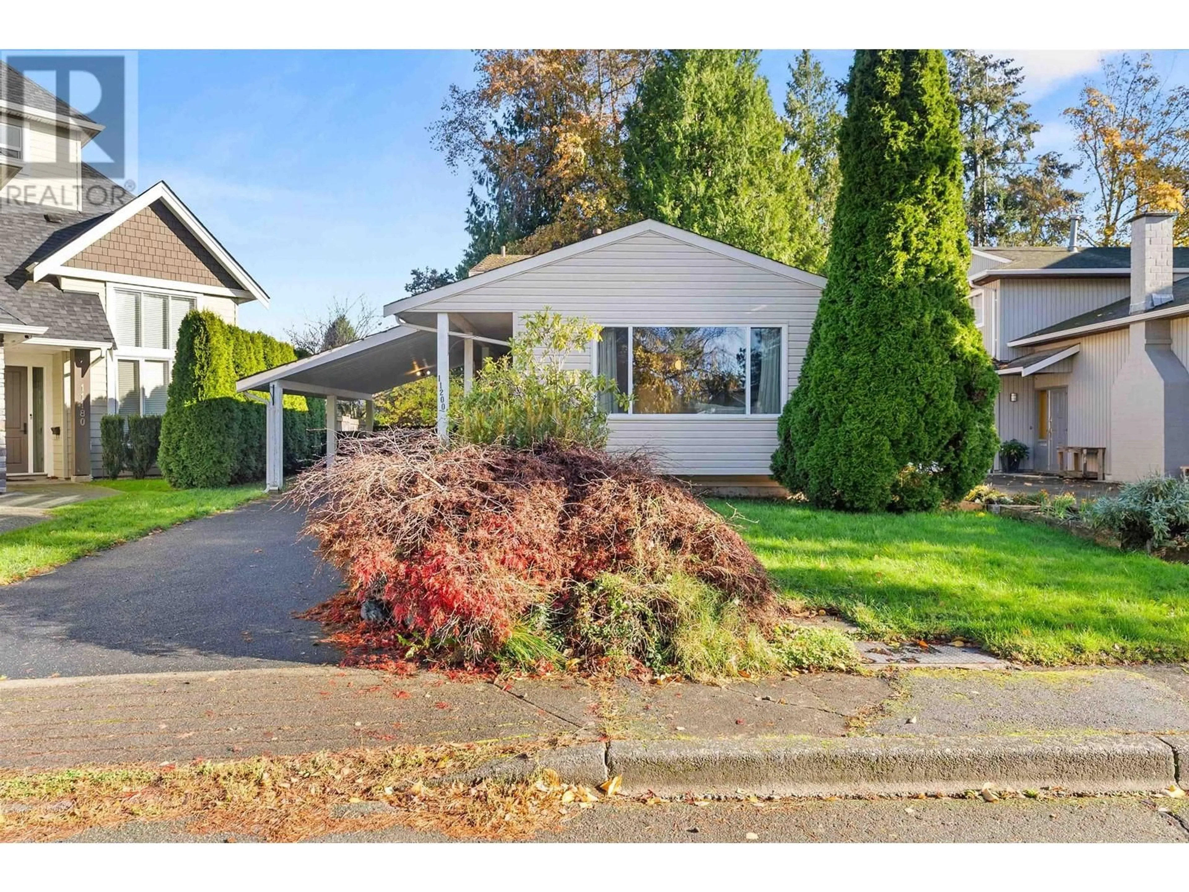 Frontside or backside of a home, the street view for 11200 CARAVEL COURT, Richmond British Columbia V7E4L2