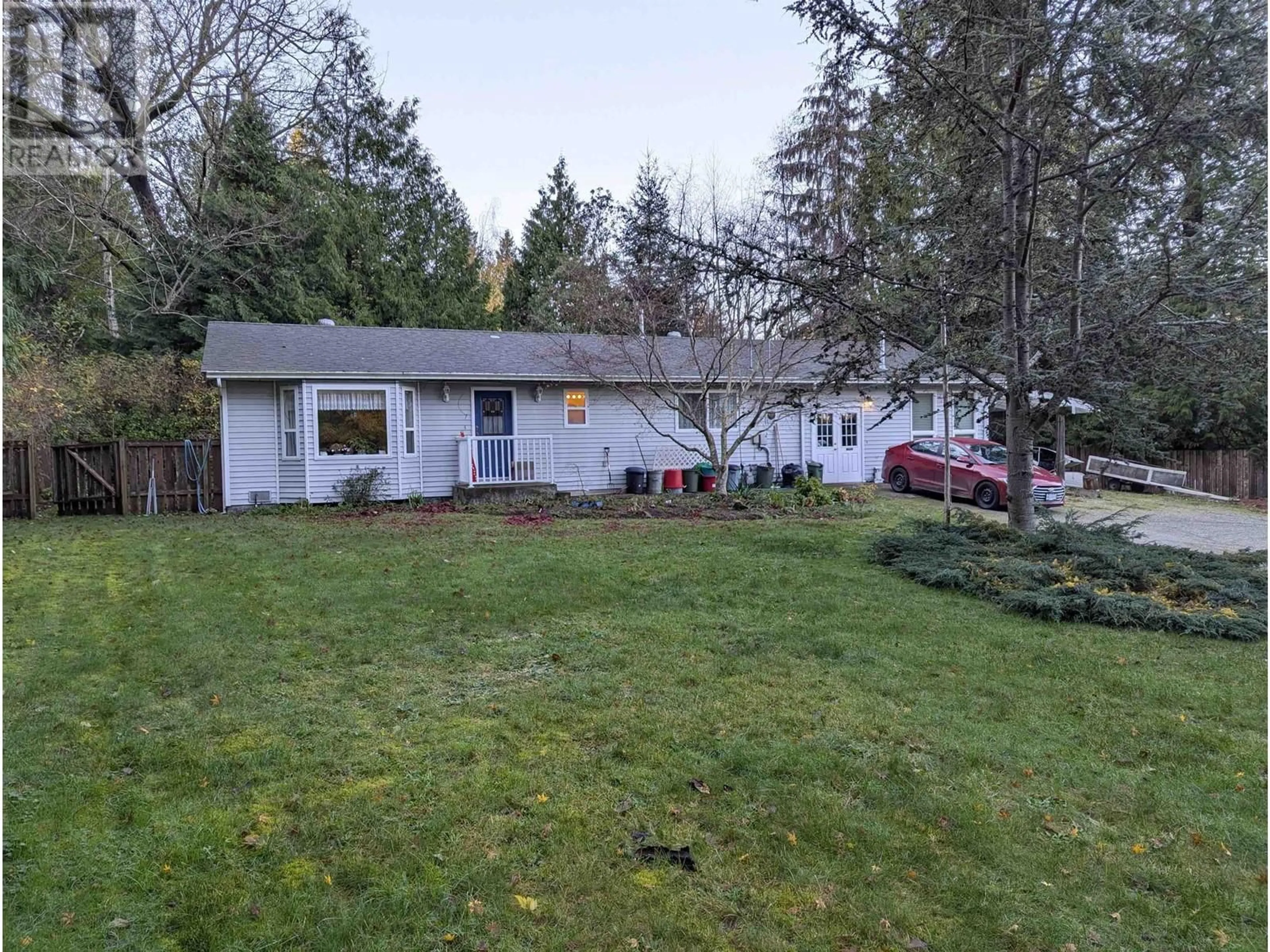 Frontside or backside of a home, cottage for 7955 CONNOR ROAD, Halfmoon Bay British Columbia V7Z1A6