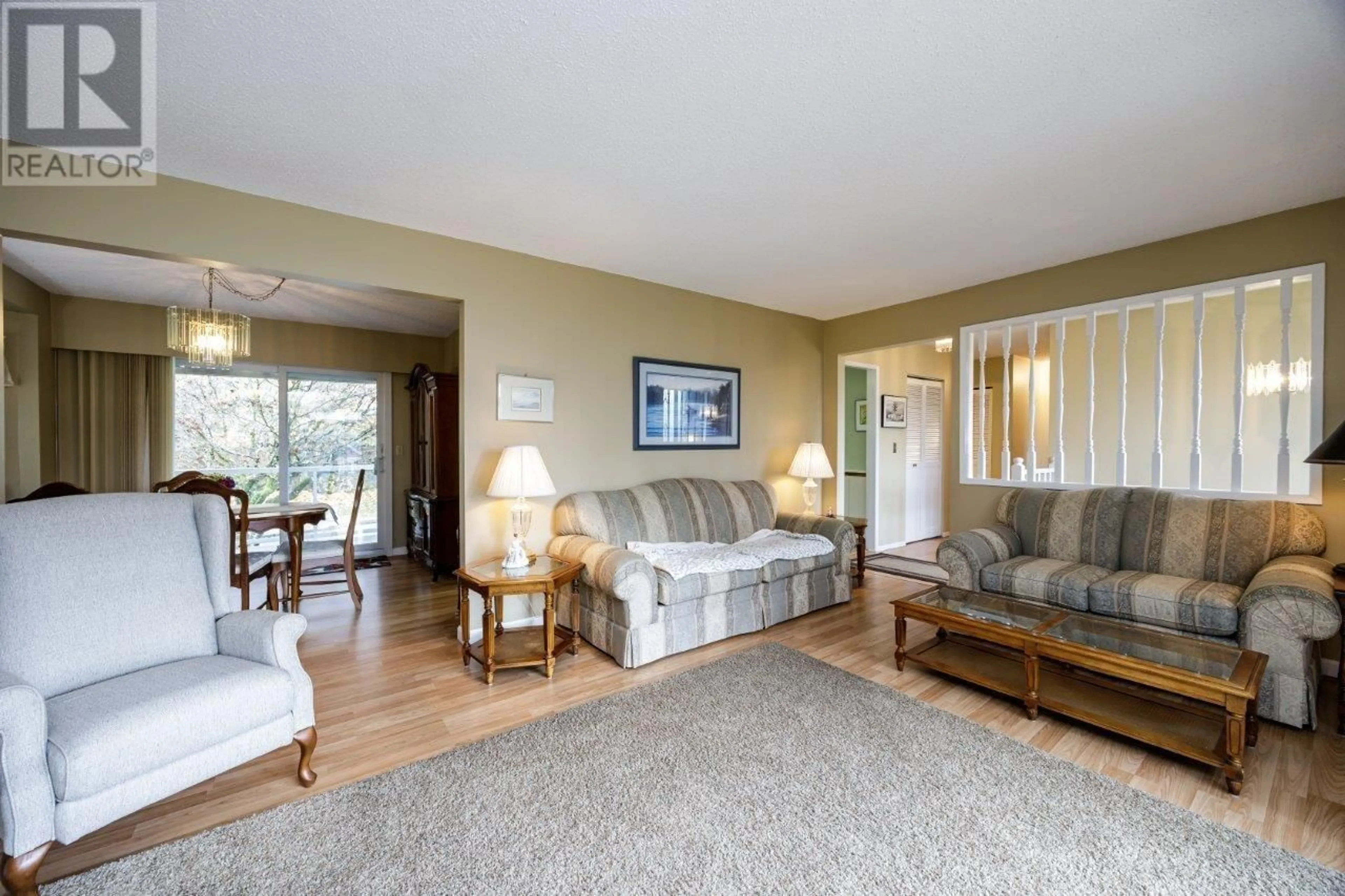 Living room, wood floors for 1672 PIERARD ROAD, North Vancouver British Columbia V7J1Y2