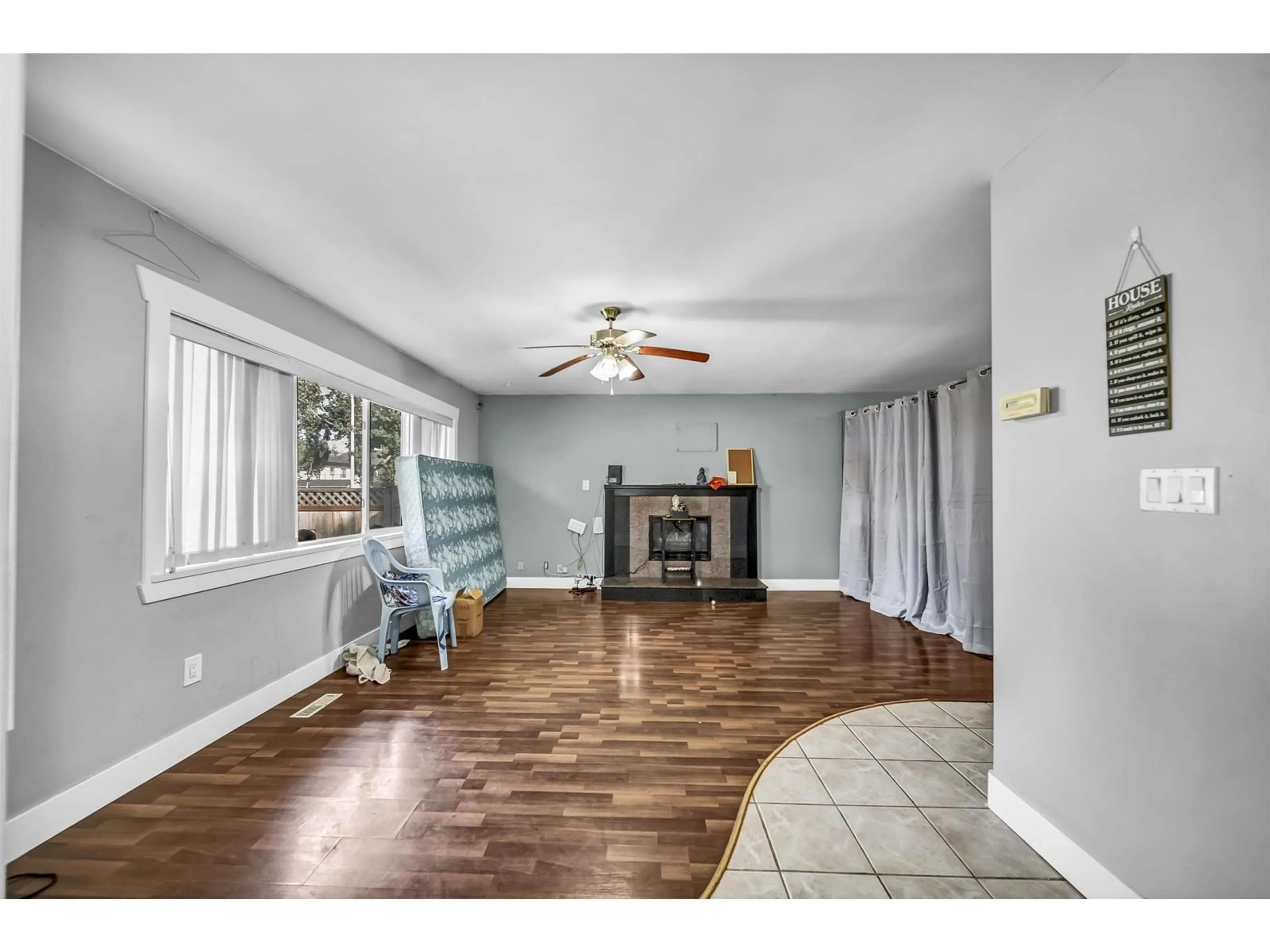 A pic of a room, wood floors for 13090 72 AVENUE, Surrey British Columbia V3W2N2