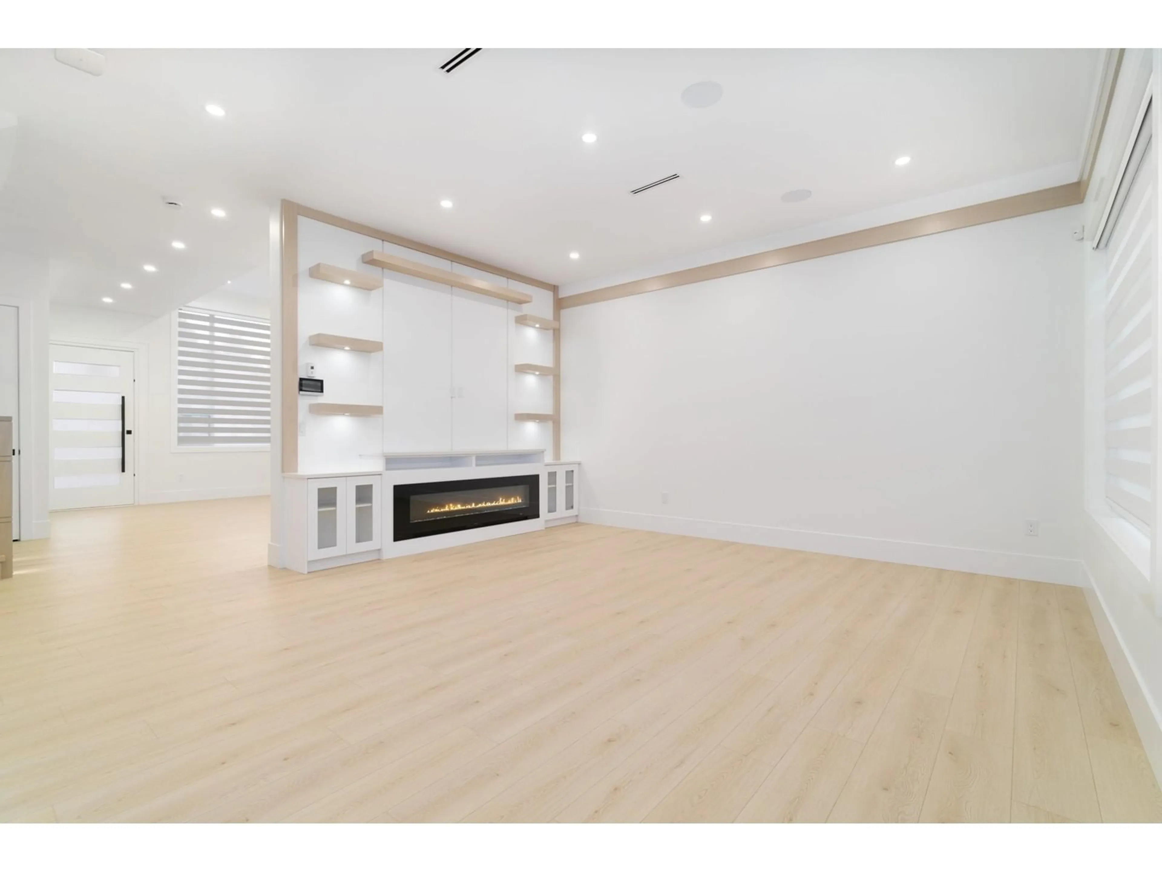 A pic of a room, wood floors for 17218 59 AVENUE, Surrey British Columbia V3S3Z6