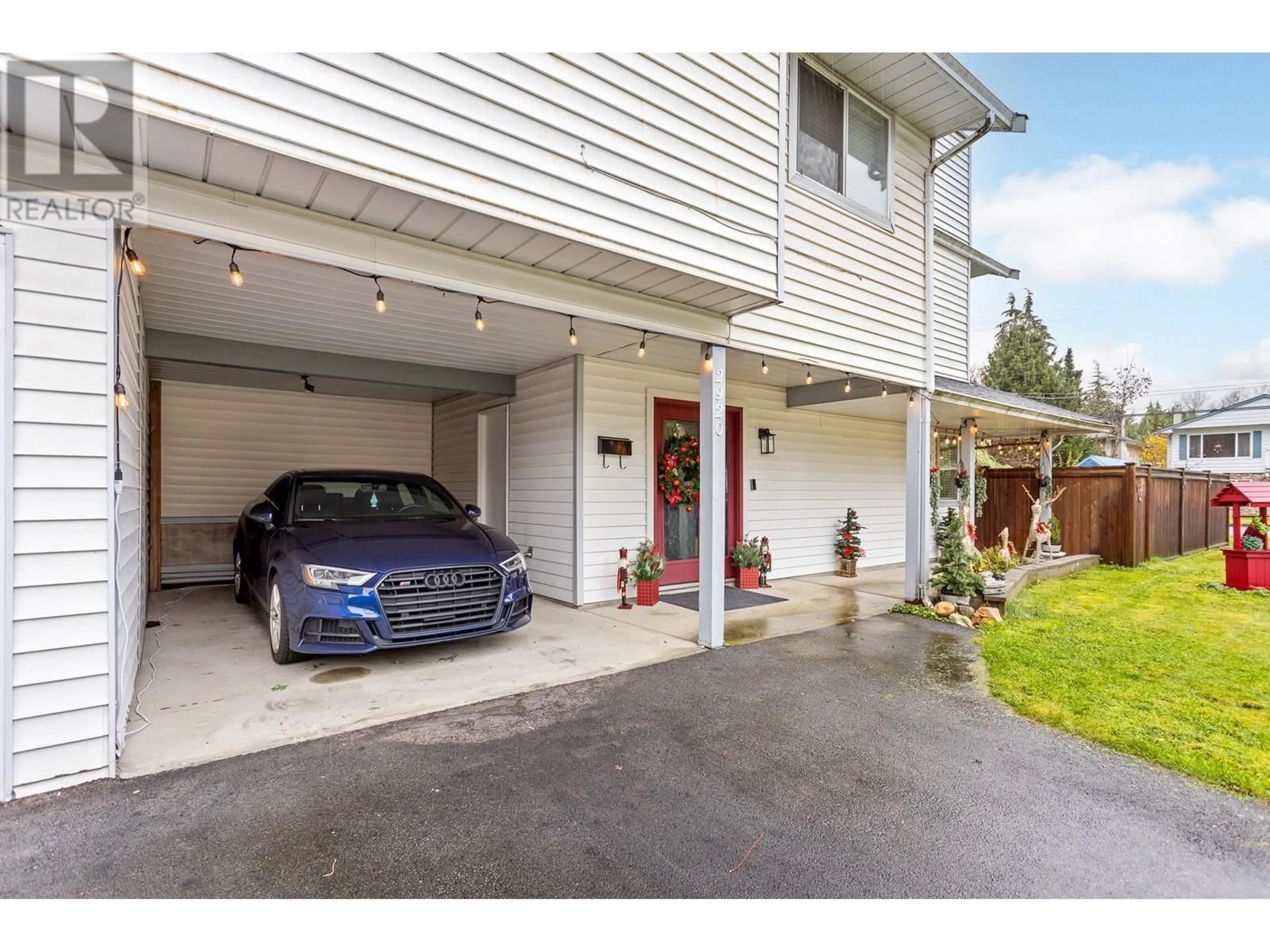 Indoor garage, cement floor for 2920 COVENTRY CRESCENT, Port Coquitlam British Columbia V3B4V3