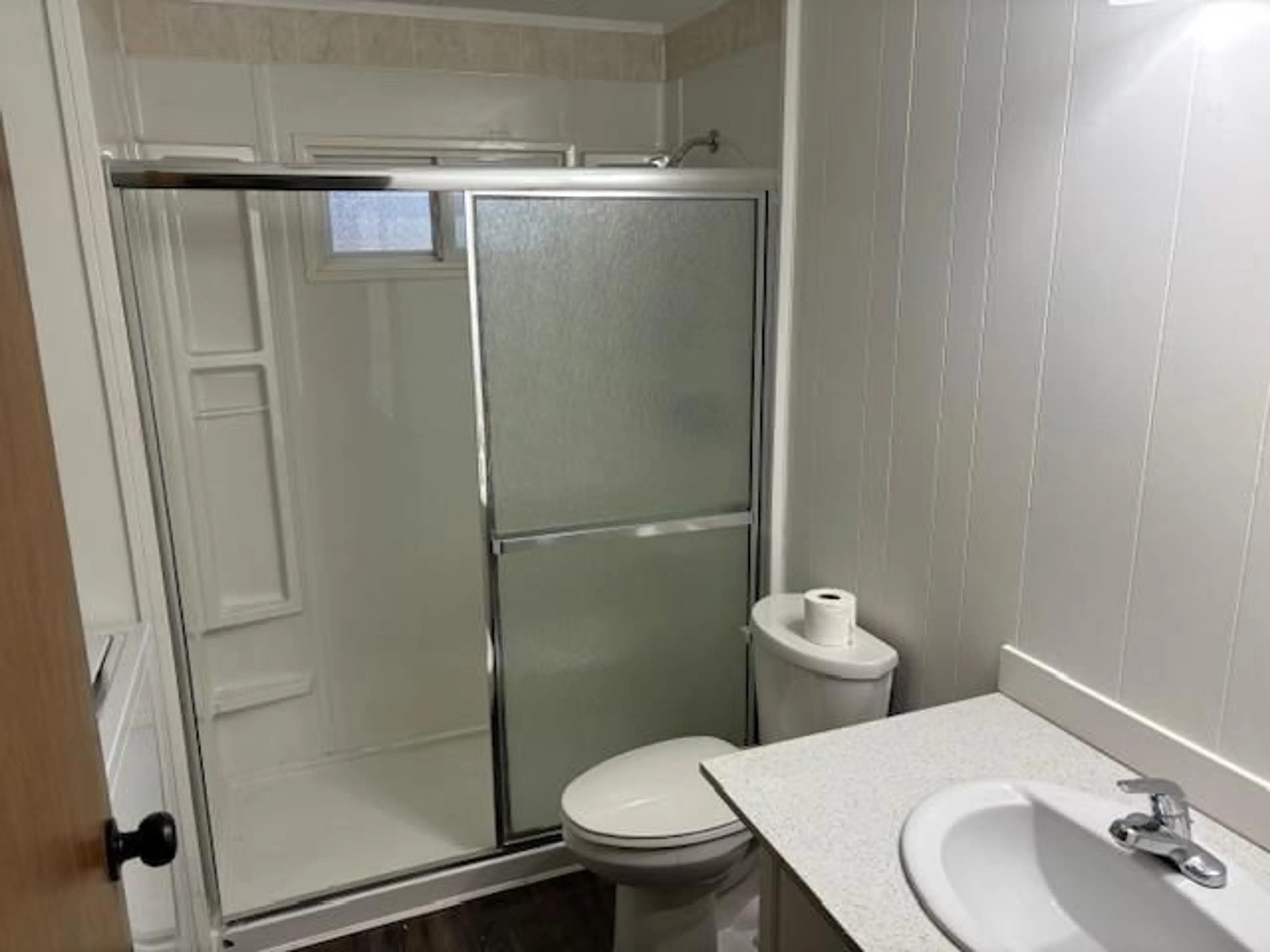 Standard bathroom, not visible floor for 42 9132 120 STREET, Surrey British Columbia V3V4B6