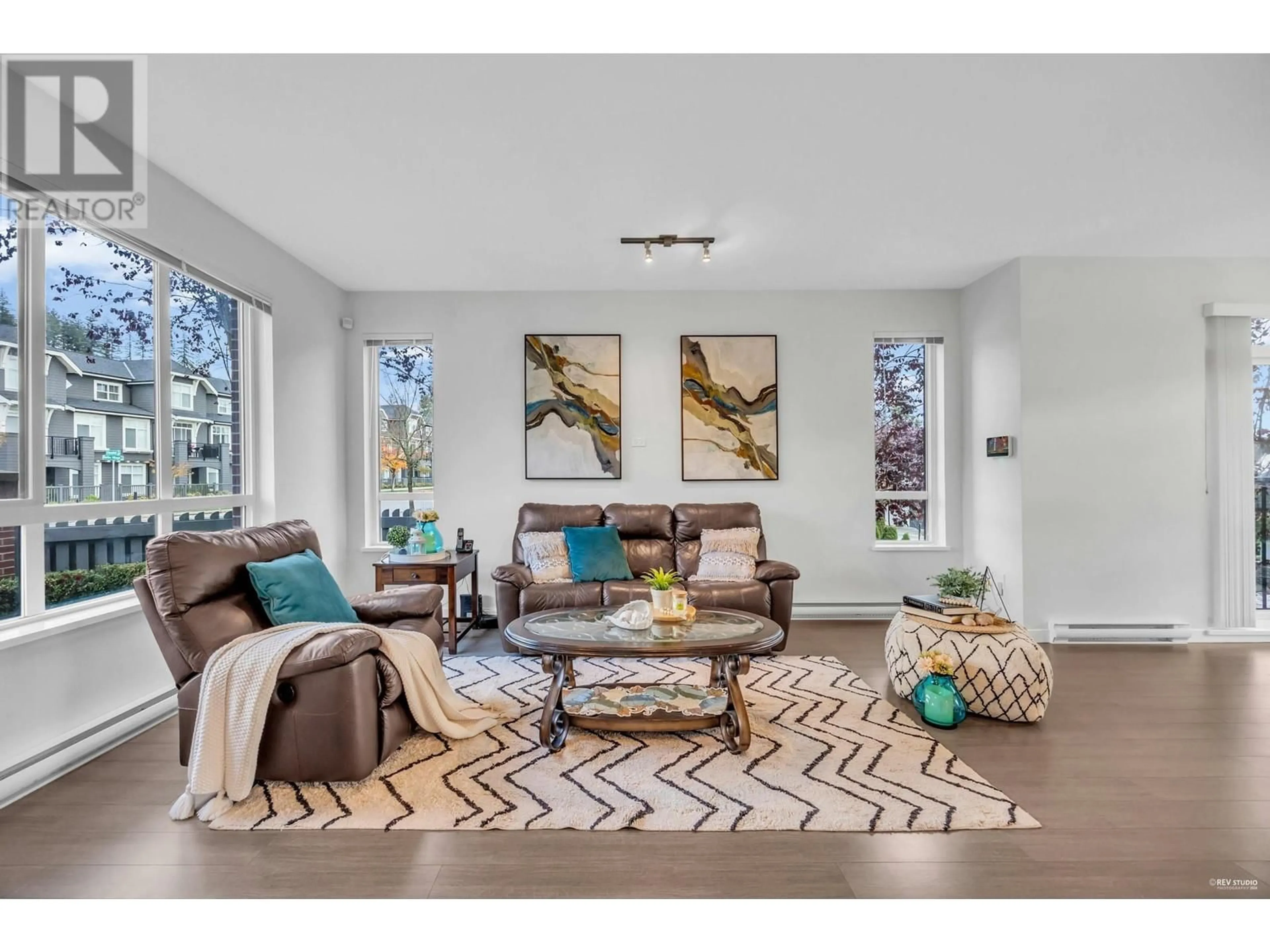 Living room, wood floors for 22 3500 BURKE VILLAGE PROMENADE, Coquitlam British Columbia V3E0N2