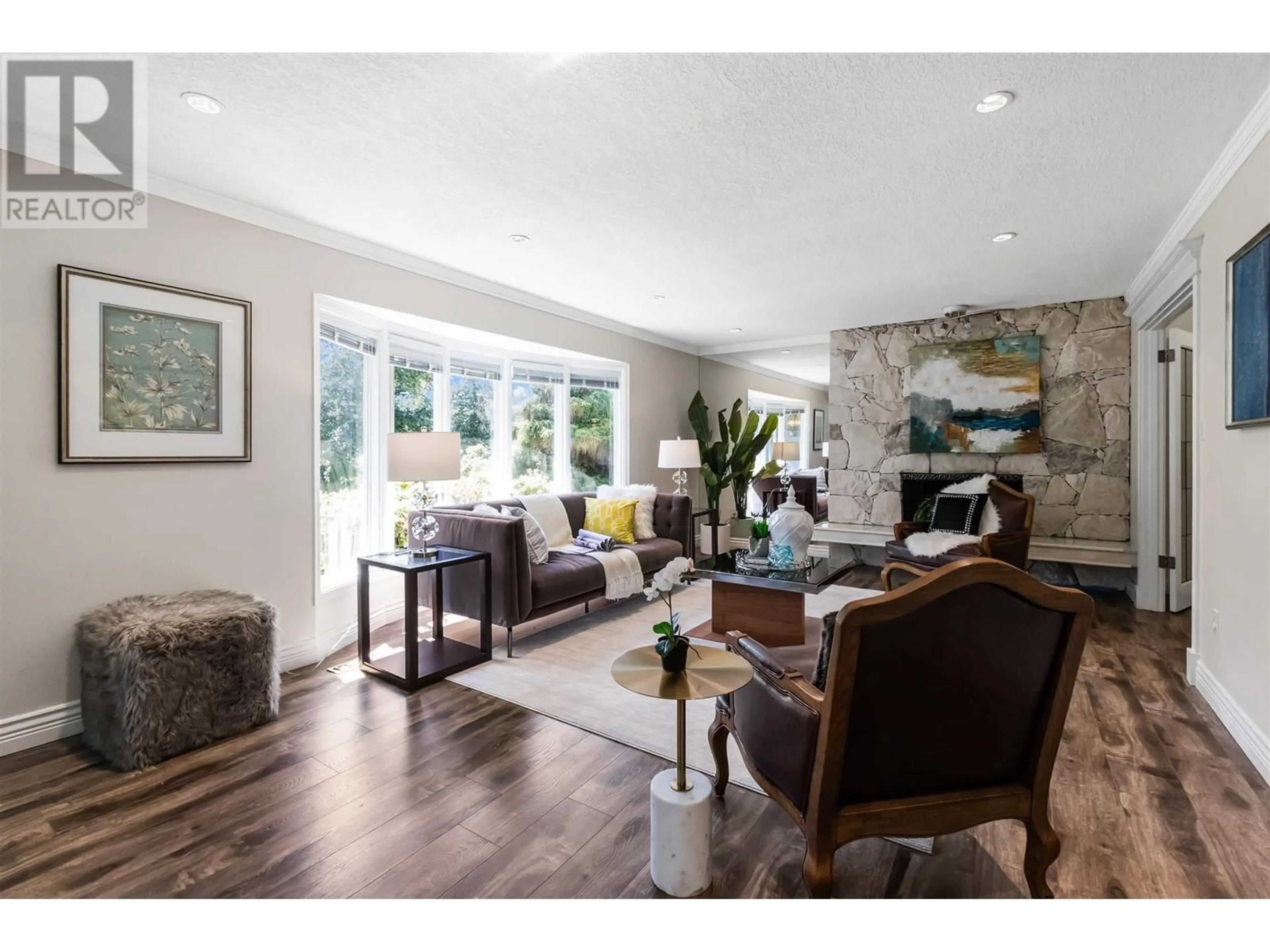 Living room, wood floors for 2453 PHILLIPS PLACE, Burnaby British Columbia V5A2W1