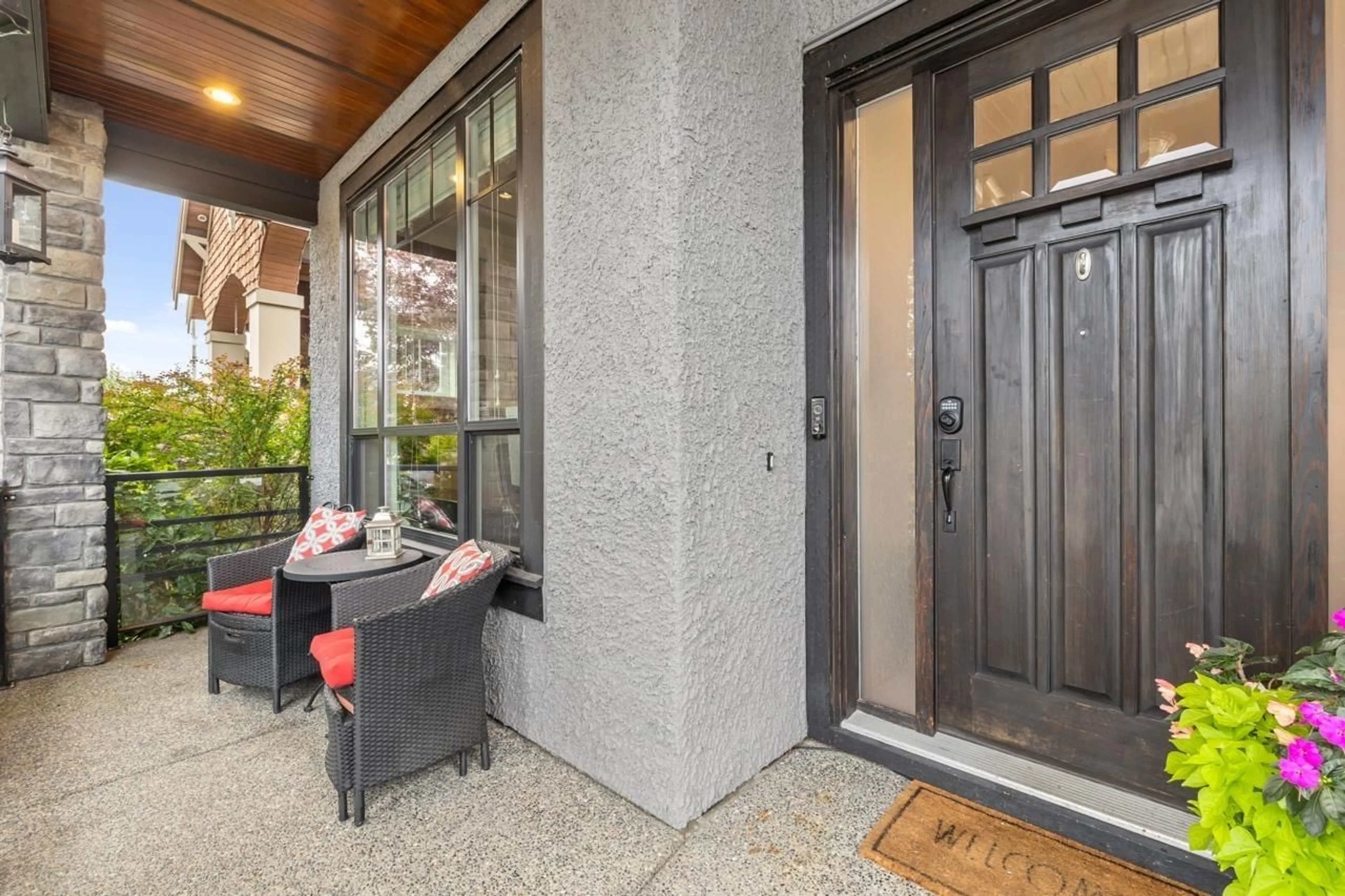 Indoor entryway, wood floors for 227 174 STREET, Surrey British Columbia V3Z6R9