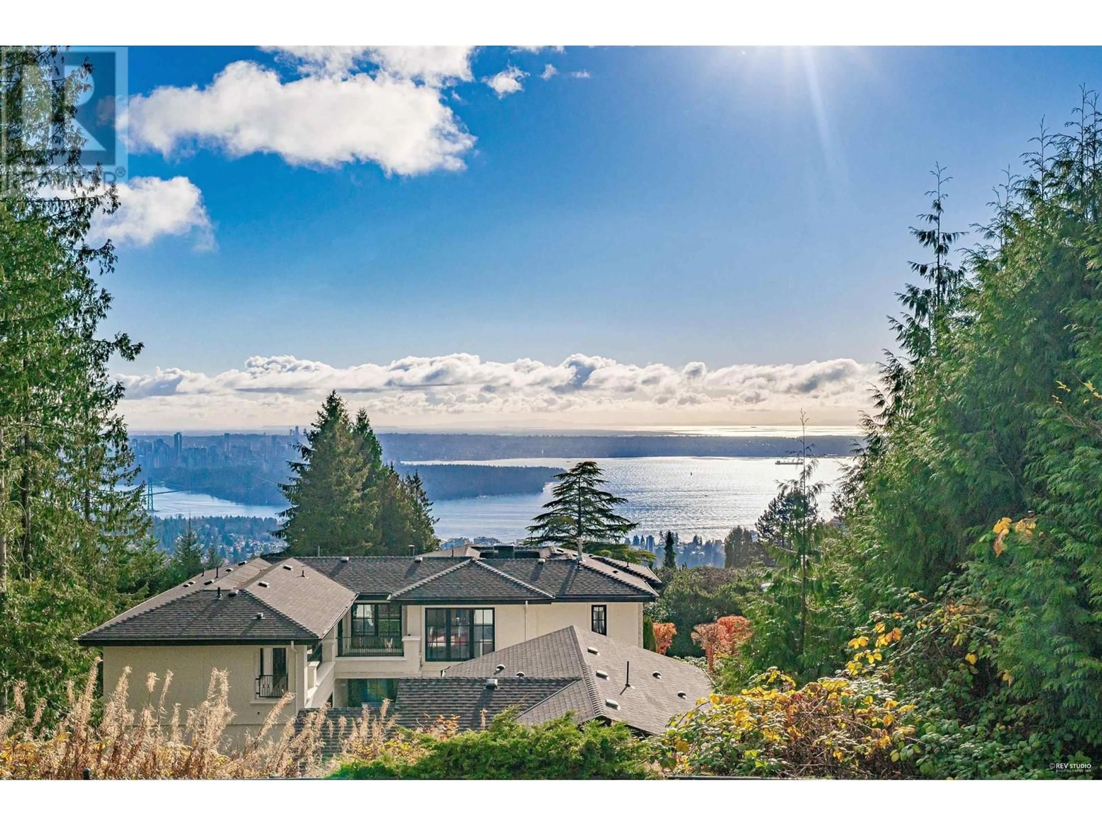 A pic from exterior of the house or condo, cottage for 1456 CHARTWELL DRIVE, West Vancouver British Columbia V7S2S1