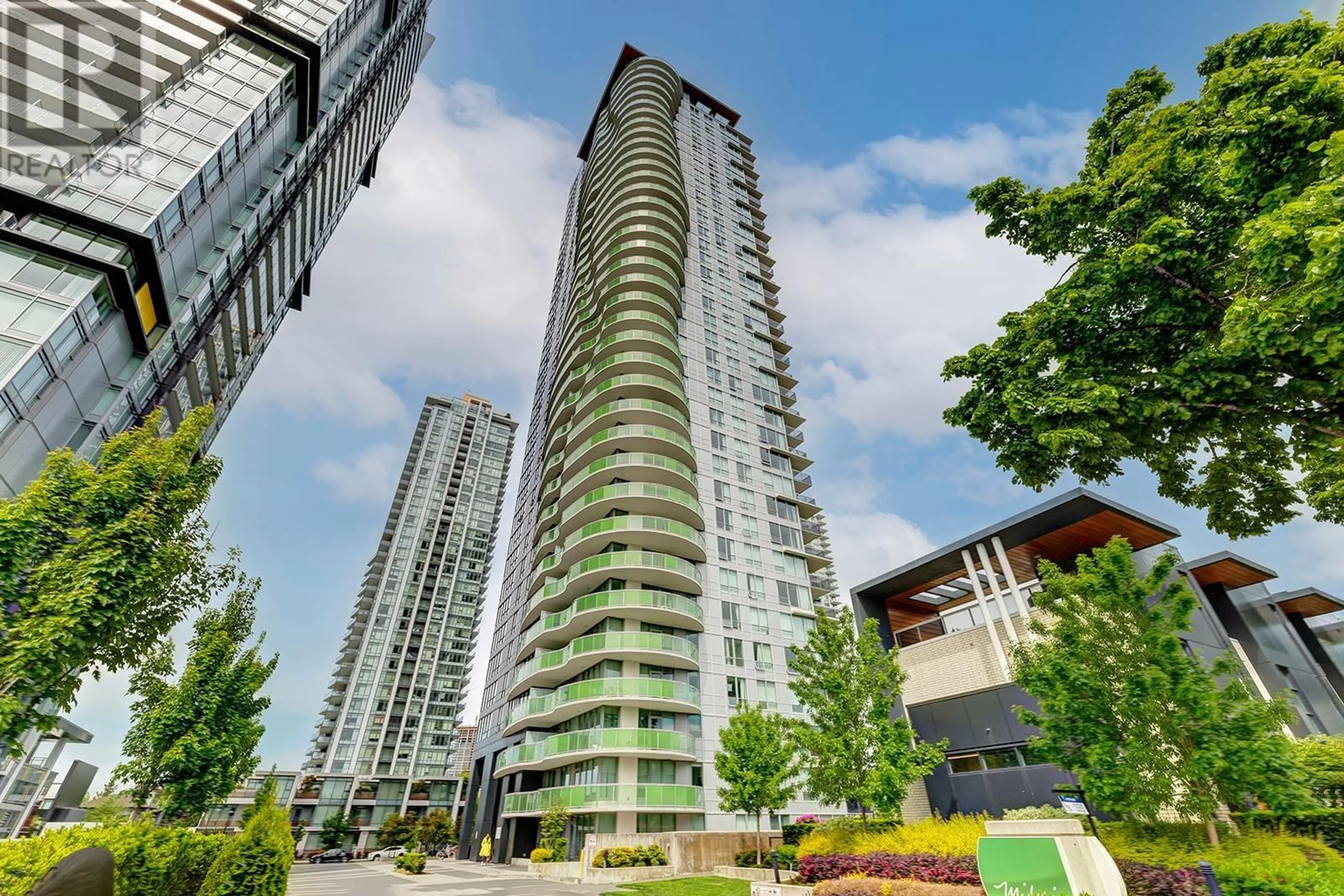 A pic from exterior of the house or condo, the view of city buildings for 1801 6638 DUNBLANE AVENUE, Burnaby British Columbia V5H0G8