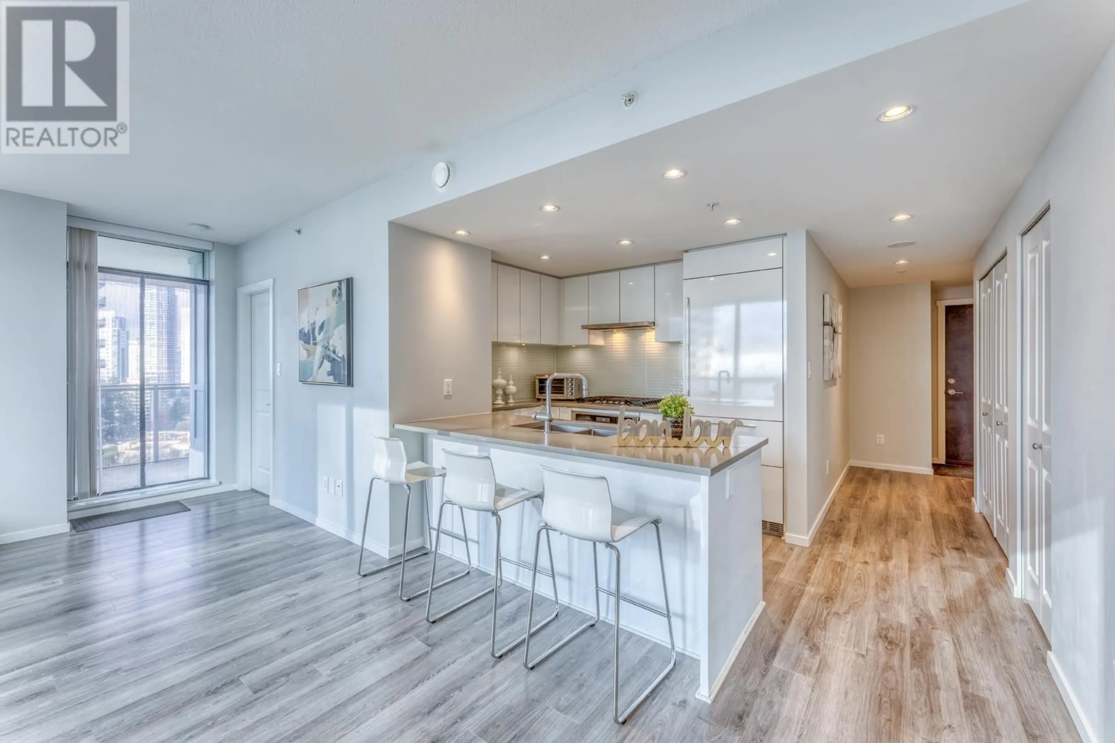 Open concept kitchen for 1801 6638 DUNBLANE AVENUE, Burnaby British Columbia V5H0G8