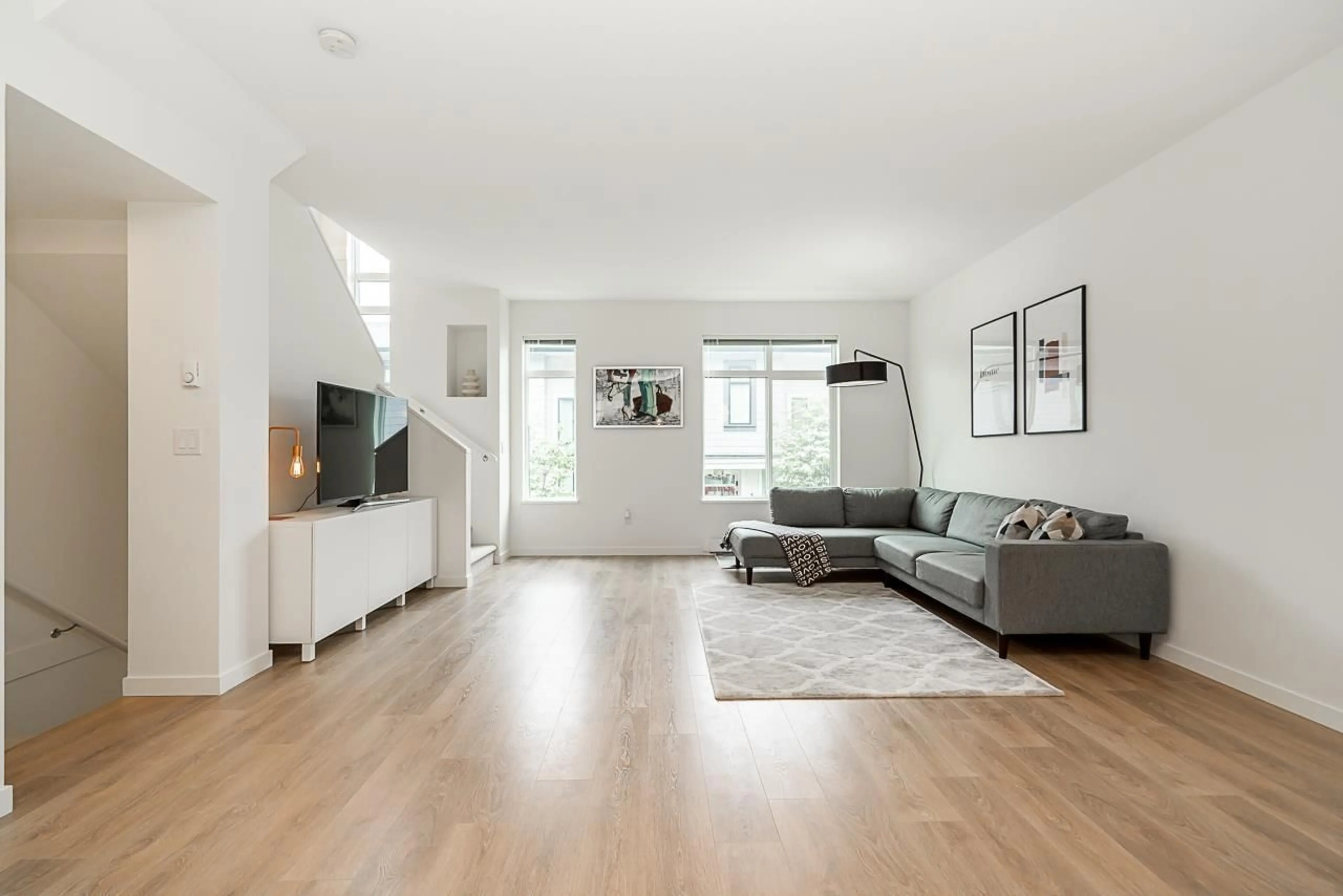 Living room, wood floors for 47 15235 SITKA DRIVE, Surrey British Columbia V3S0A9